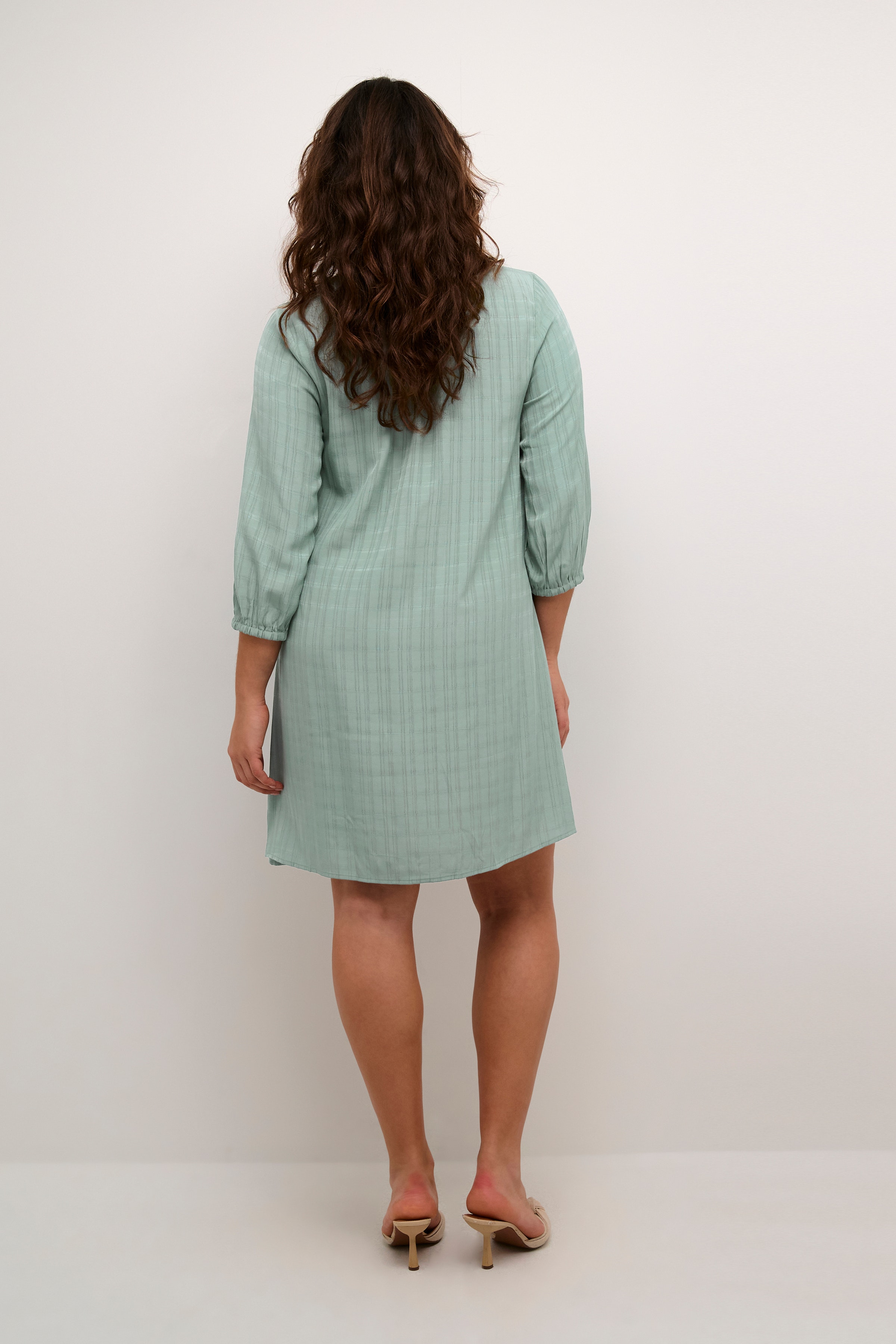 KAalice Kjole LOOKBOOK BACK 10508878-106512