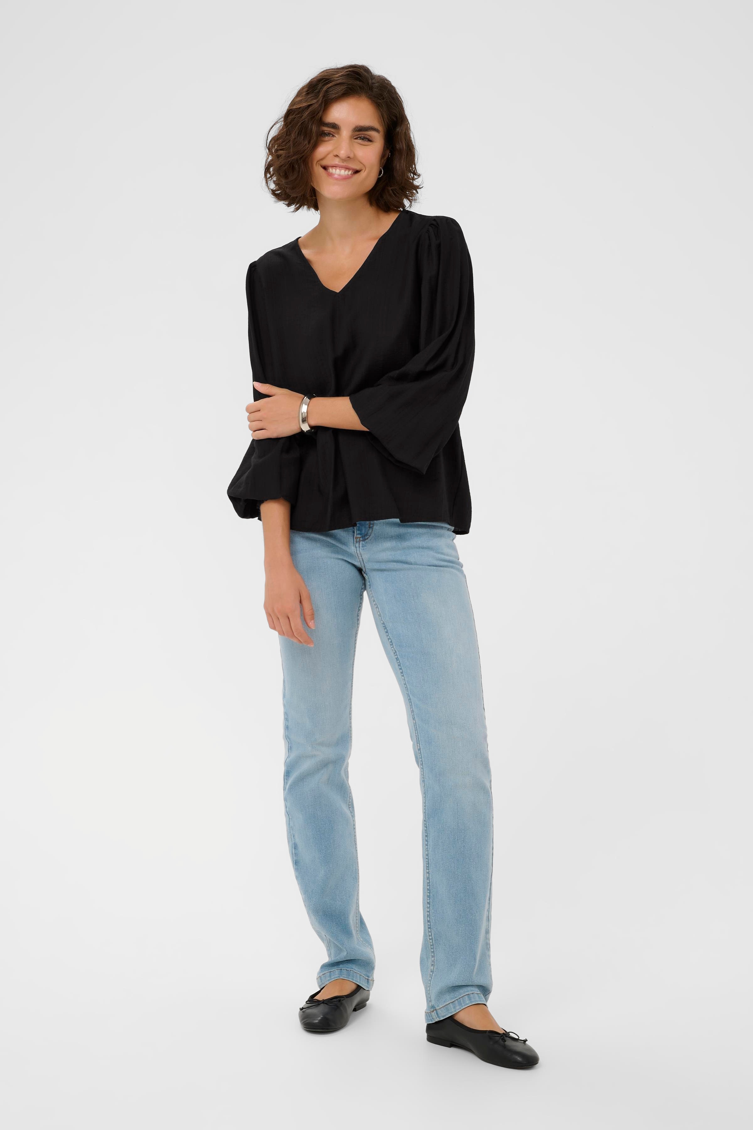 KAlufia Bluse LOOKBOOK FRONT 10511104-100121