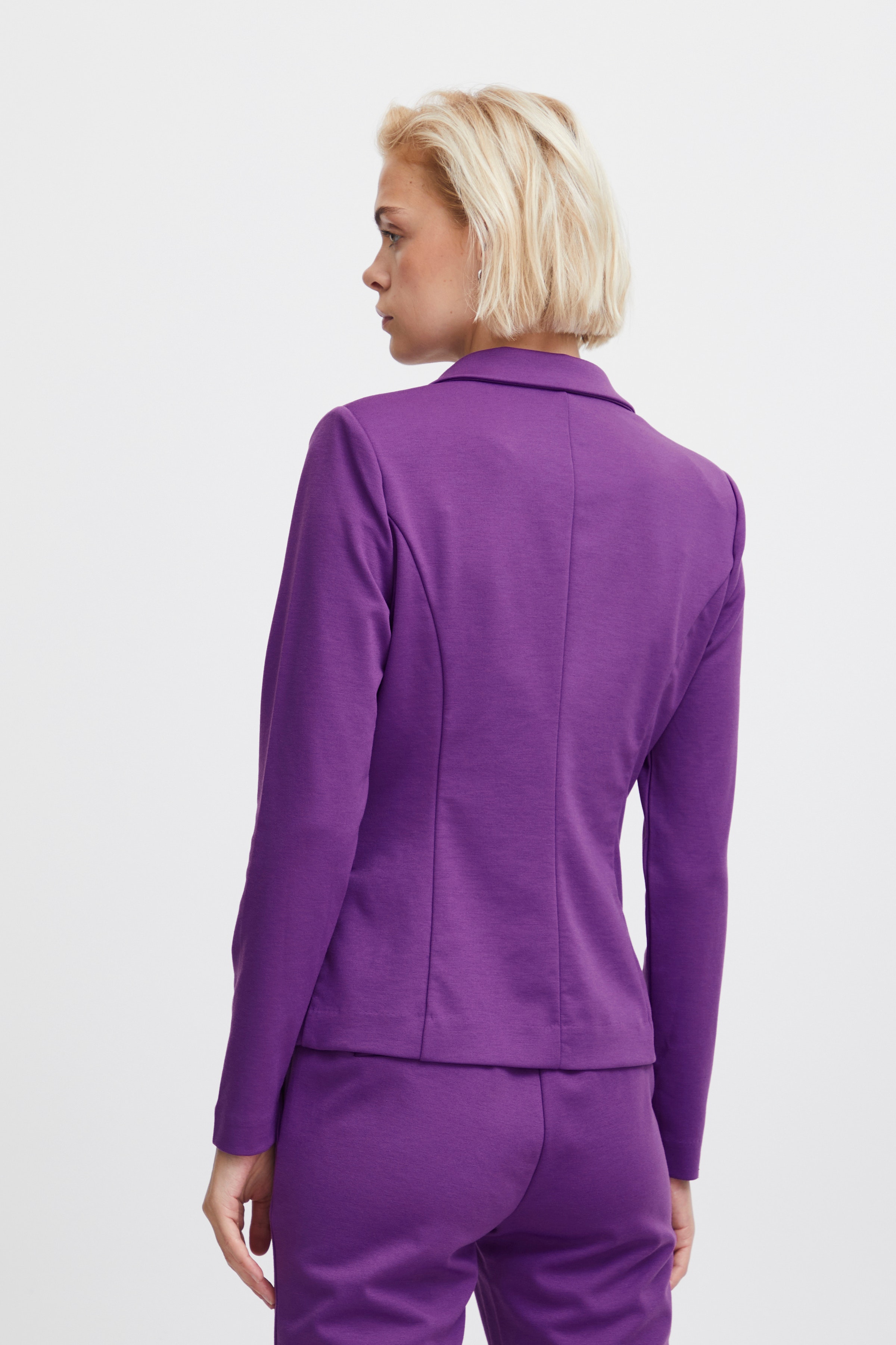 IHKATE Blazer LOOKBOOK BACK 20101801-193536