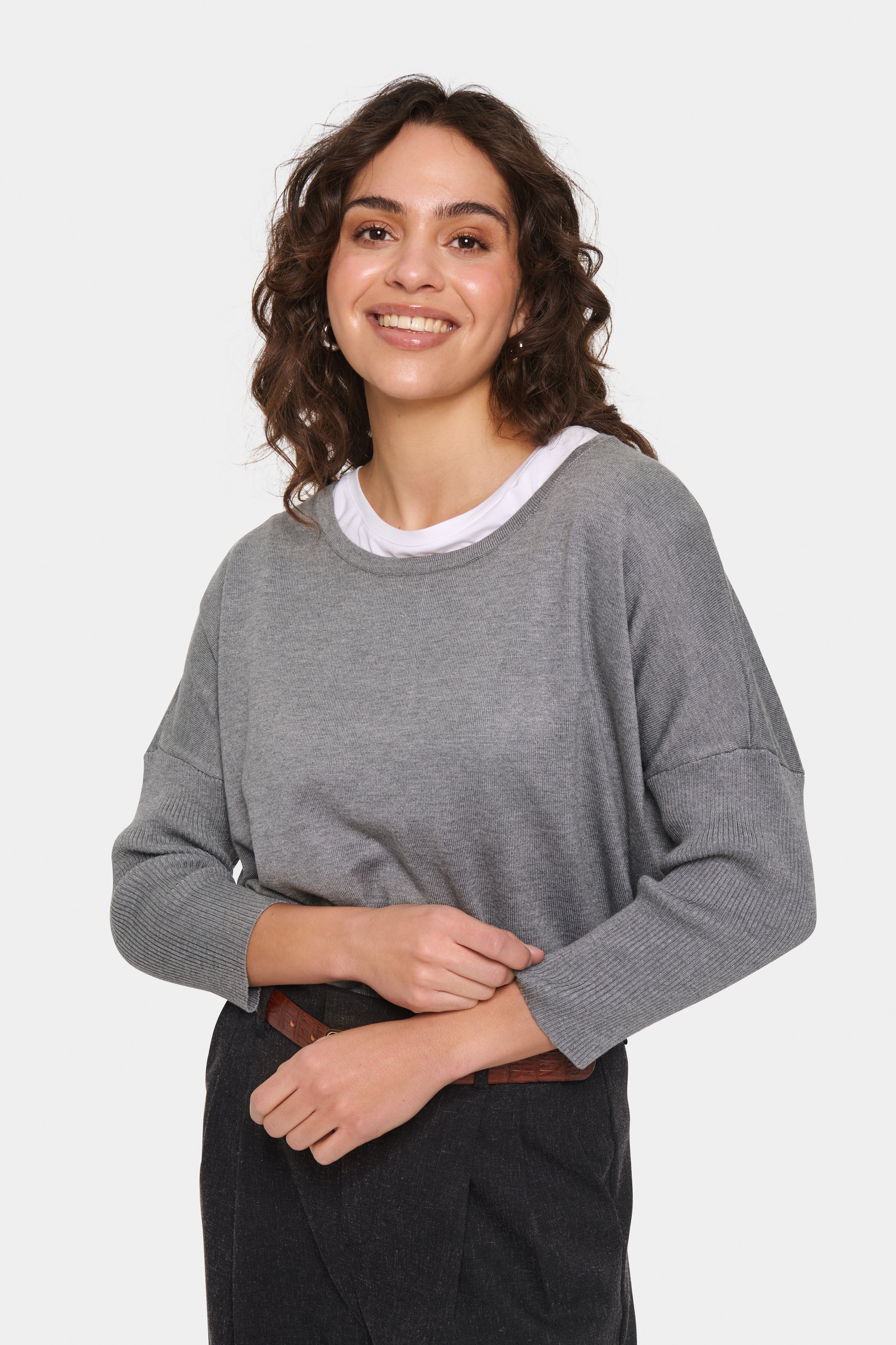 MilaSZ R-Neck Pullover LOOKBOOK DETAIL 30500003-1739141