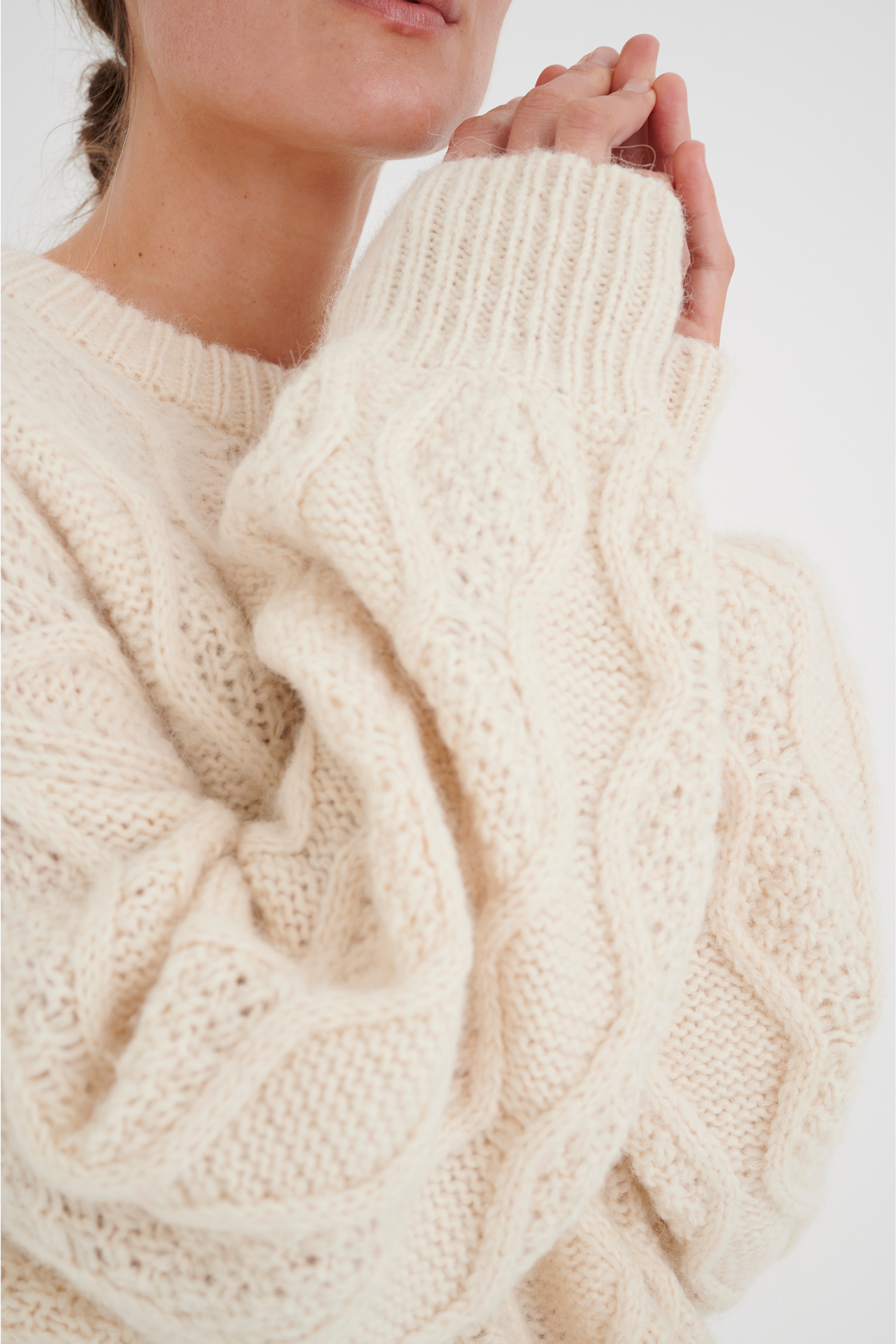 Stickad pullover LOOKBOOK DETAIL 30106658-300002