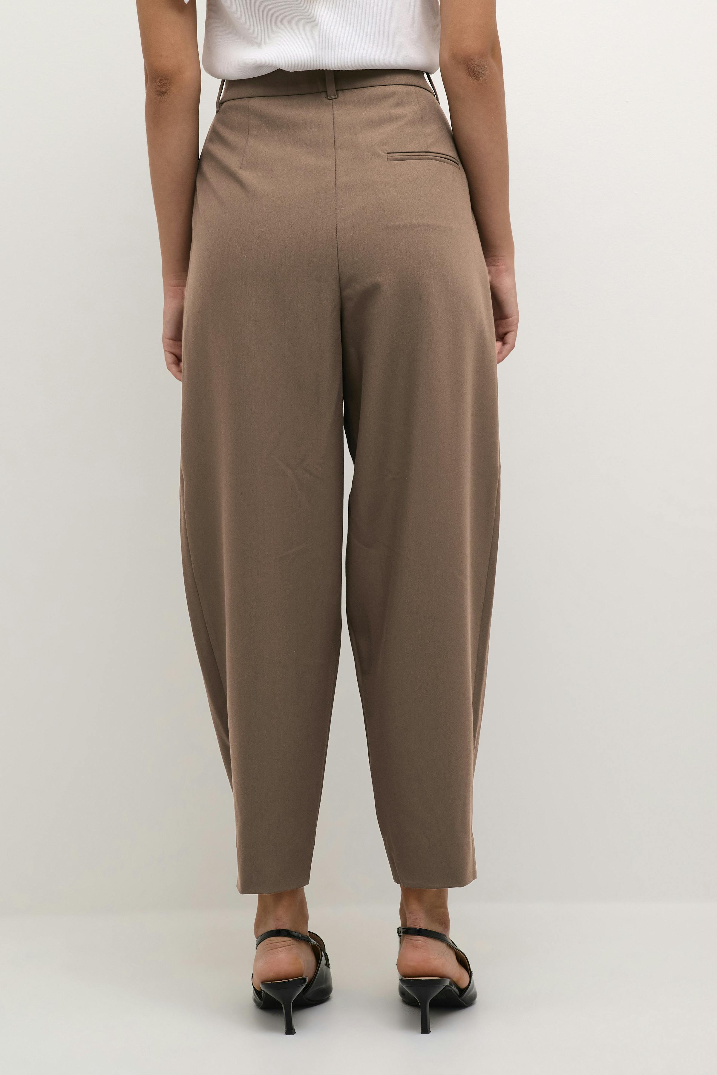 OliseKB Trousers LOOKBOOK BACK 10104926-190809