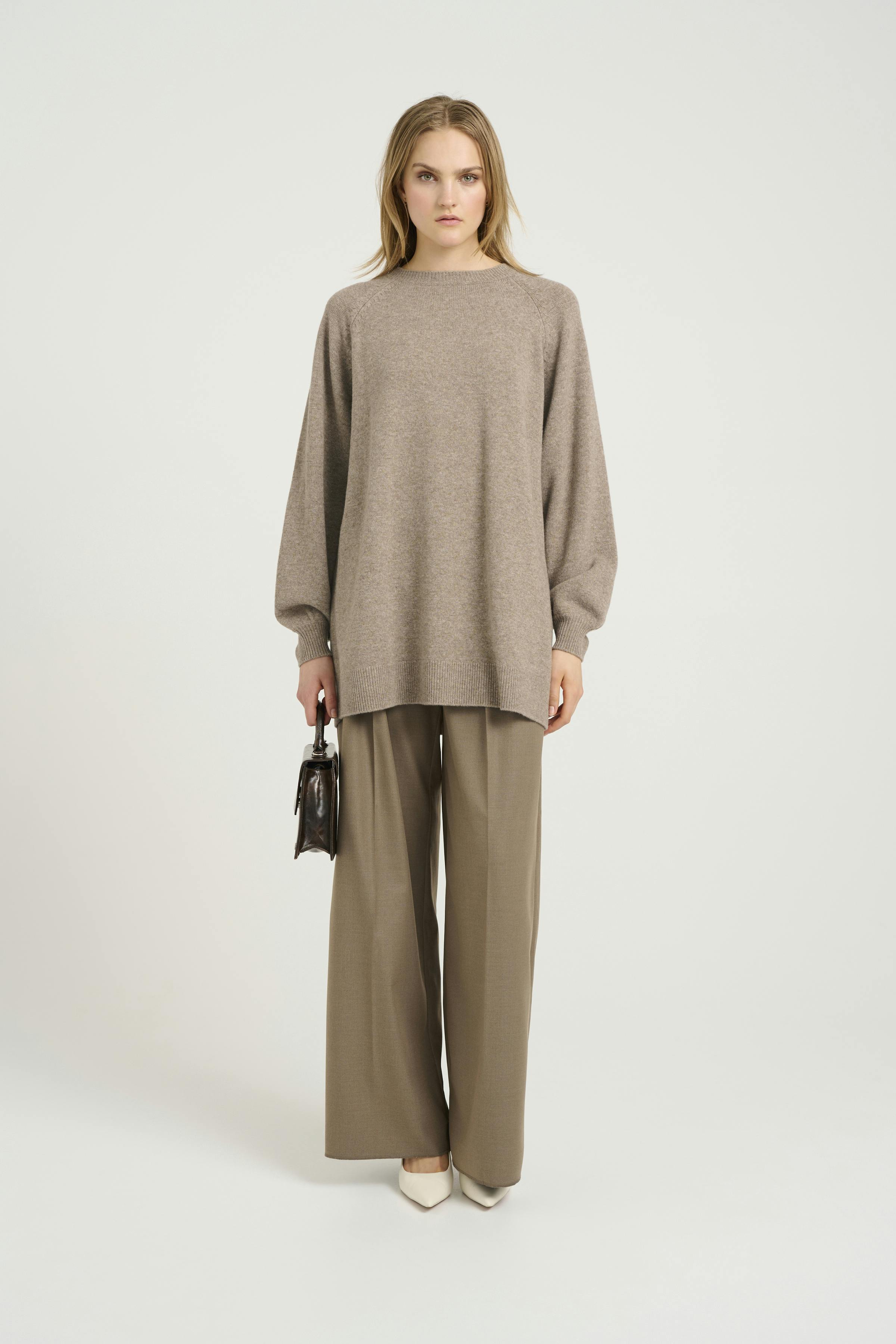 ManziGZ Pullover LOOKBOOK FRONT 10909696-107019