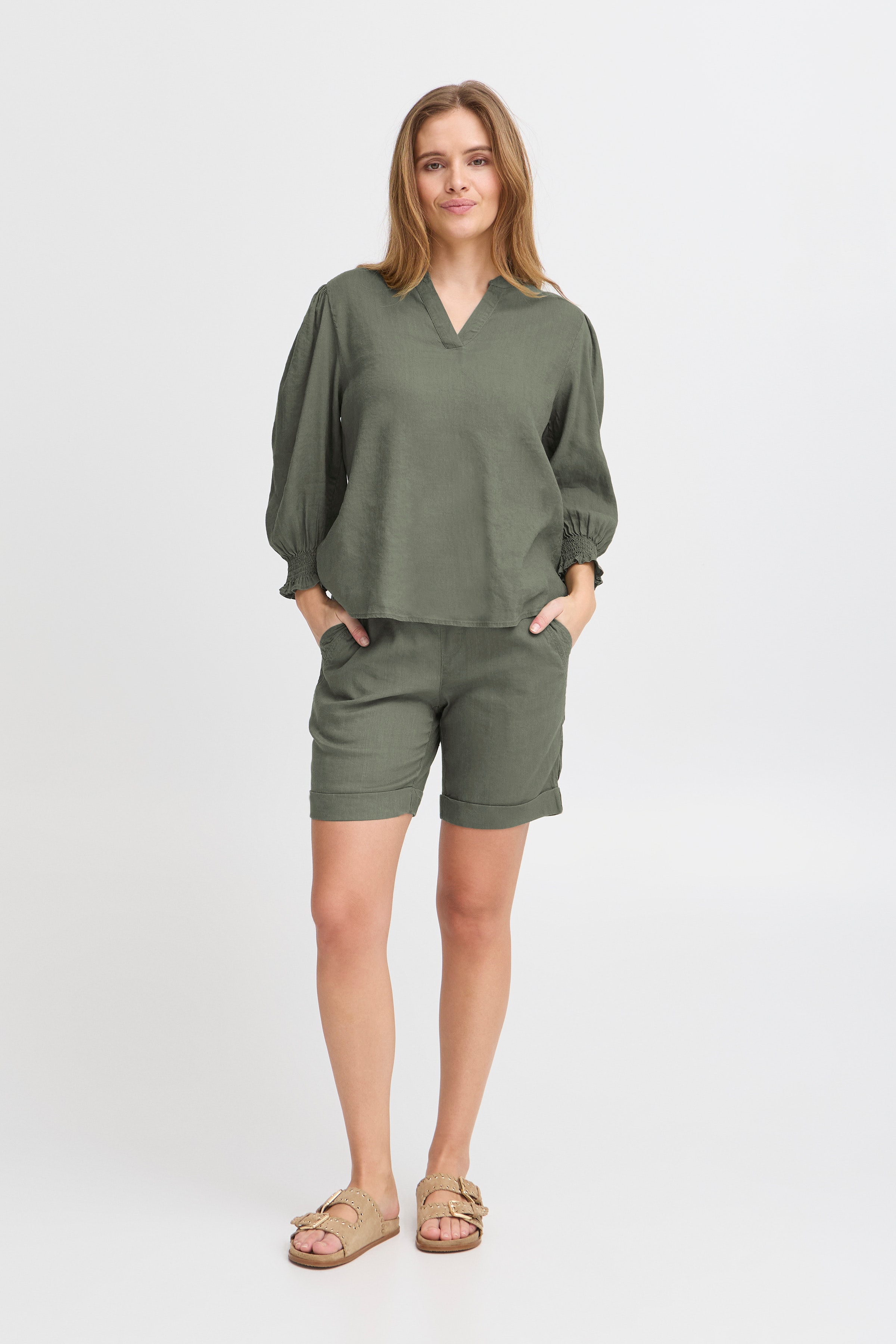 PZLUCA Bluse LOOKBOOK FRONT 50208895-180312