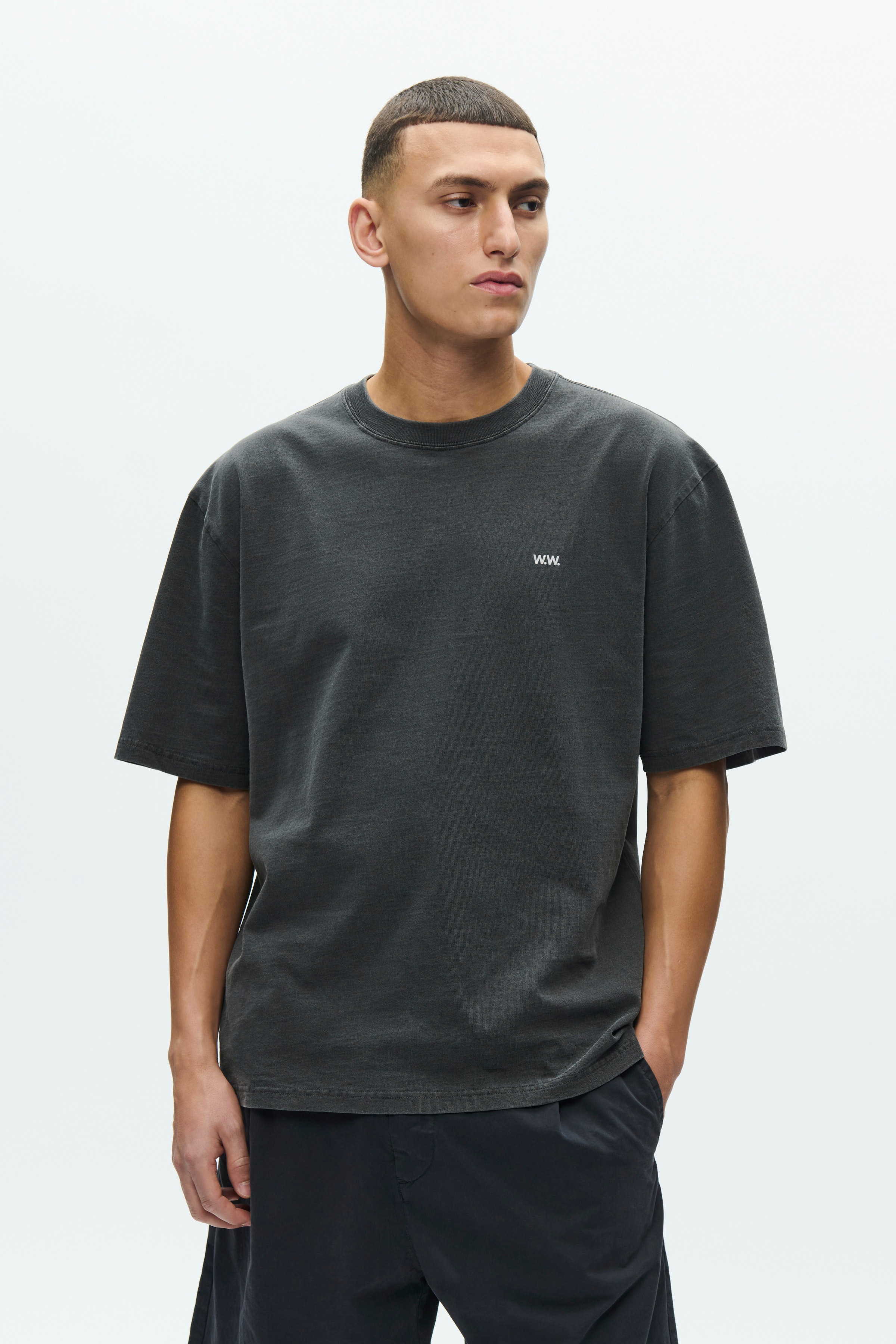 WWGary T-shirt LOOKBOOK FRONT 30251996-304420