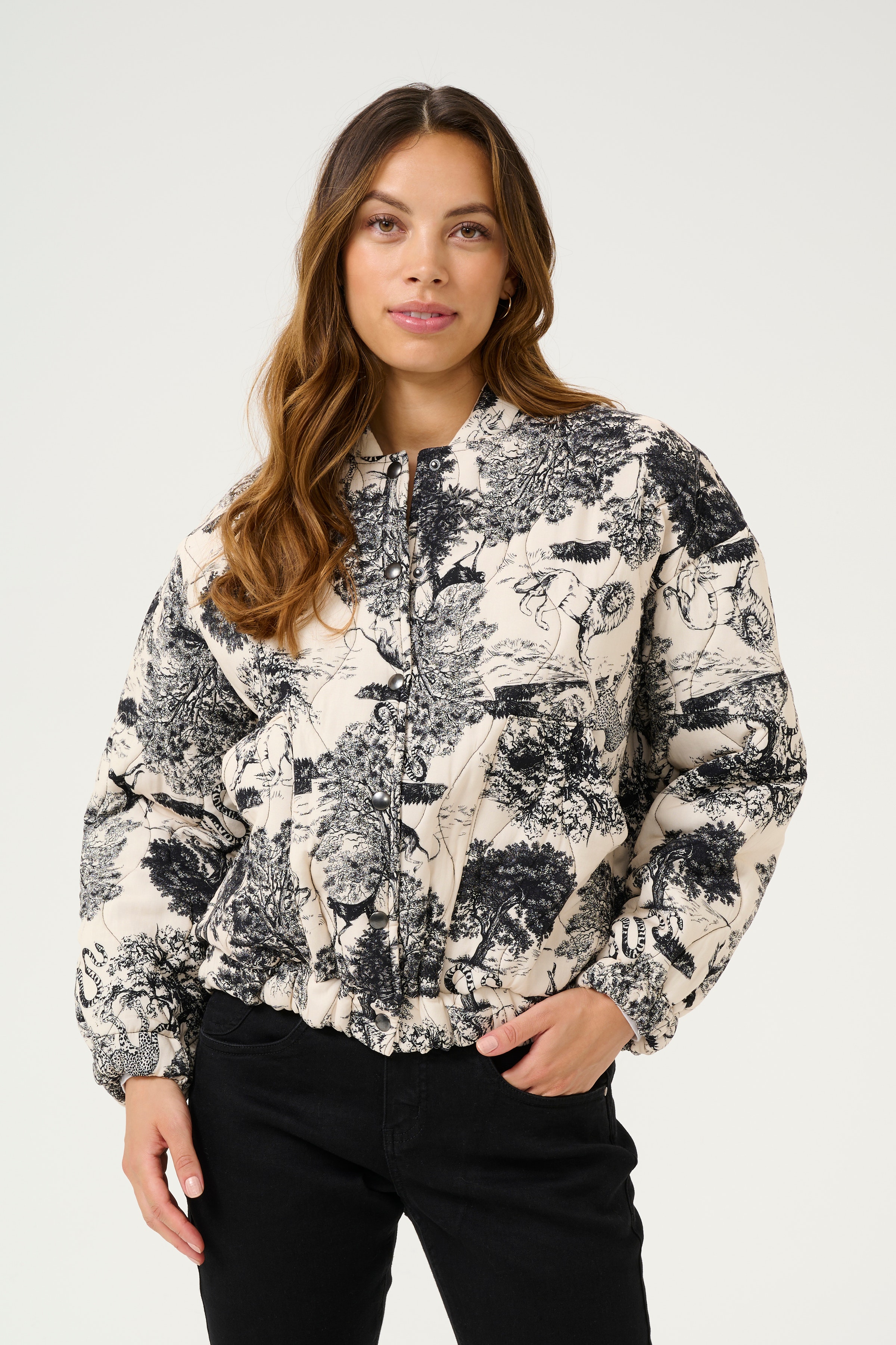 CRMaisey Manteau Bomber LOOKBOOK FRONT 10613139-107823