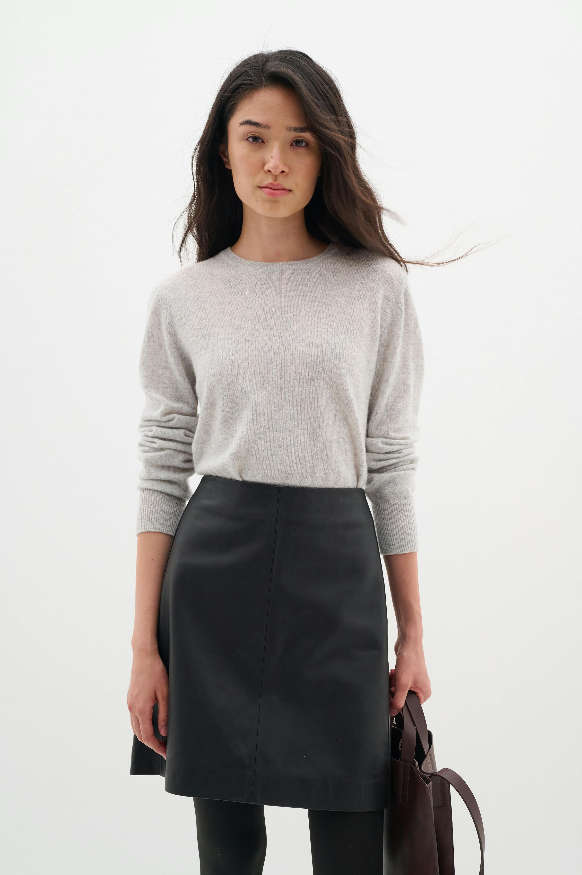 LestherIW Skirt LOOKBOOK FRONT 30110111-194008