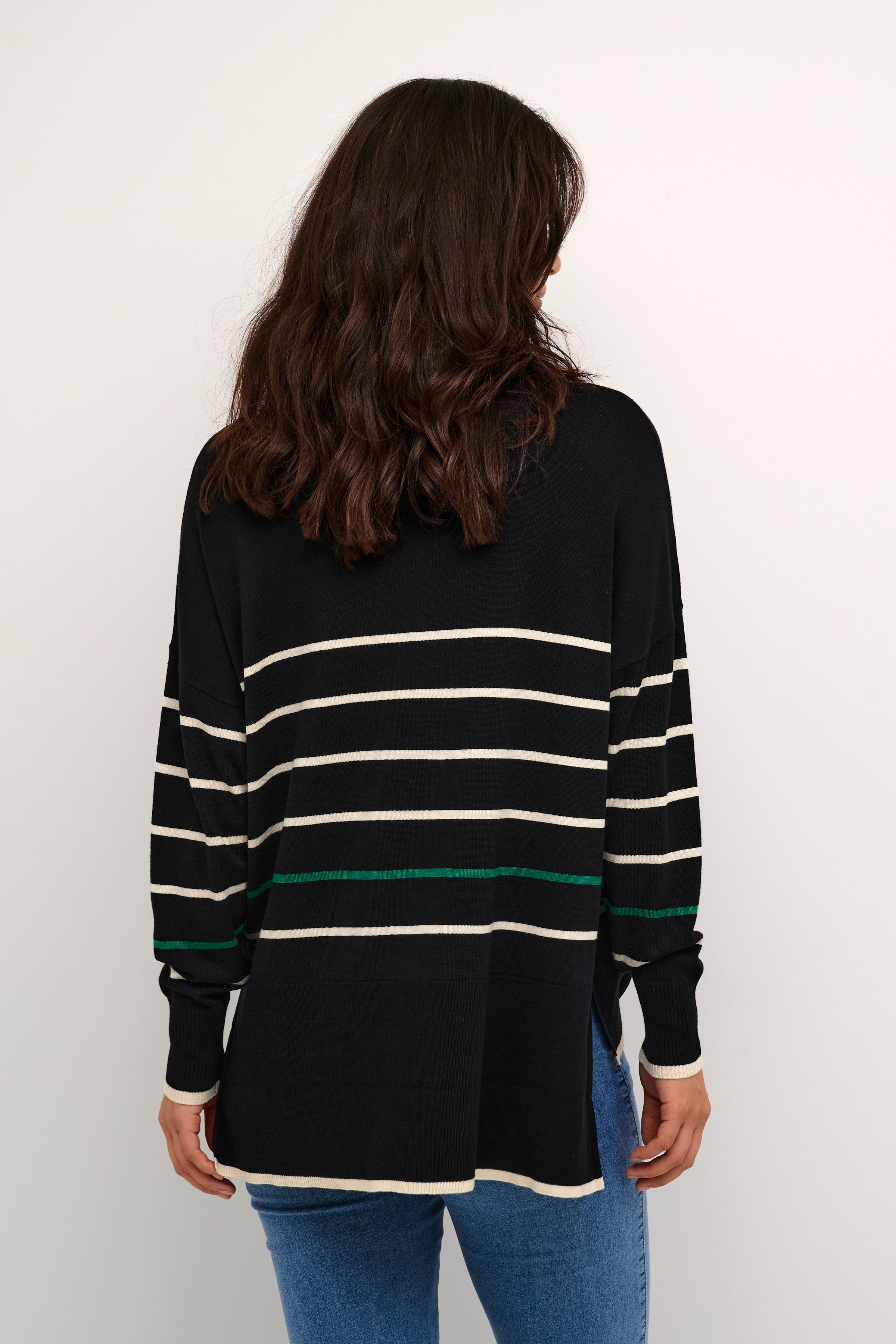 BPalona Pullover LOOKBOOK BACK 10590386-105616B