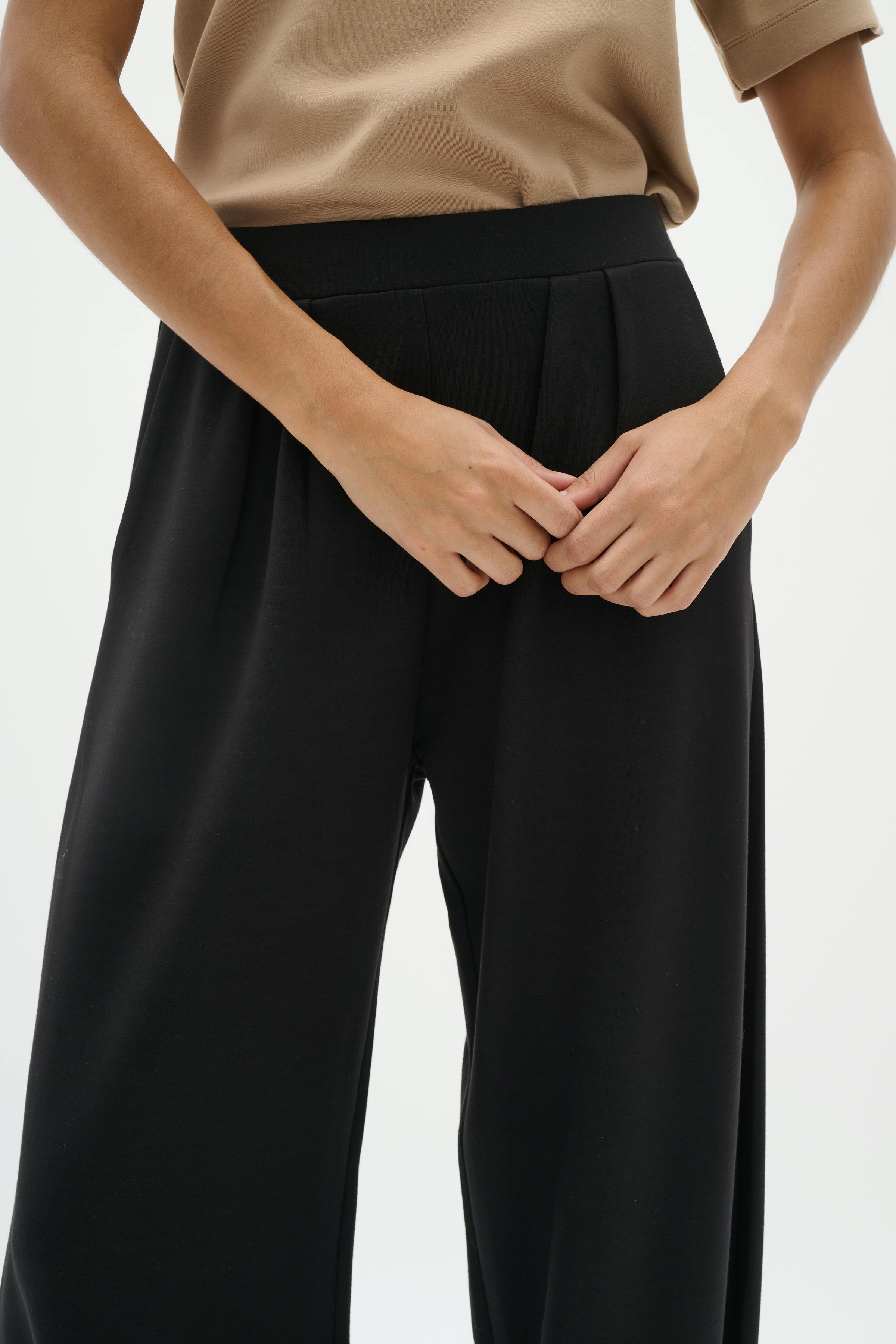 LaicentIW Trousers LOOKBOOK DETAIL 30110001-194008