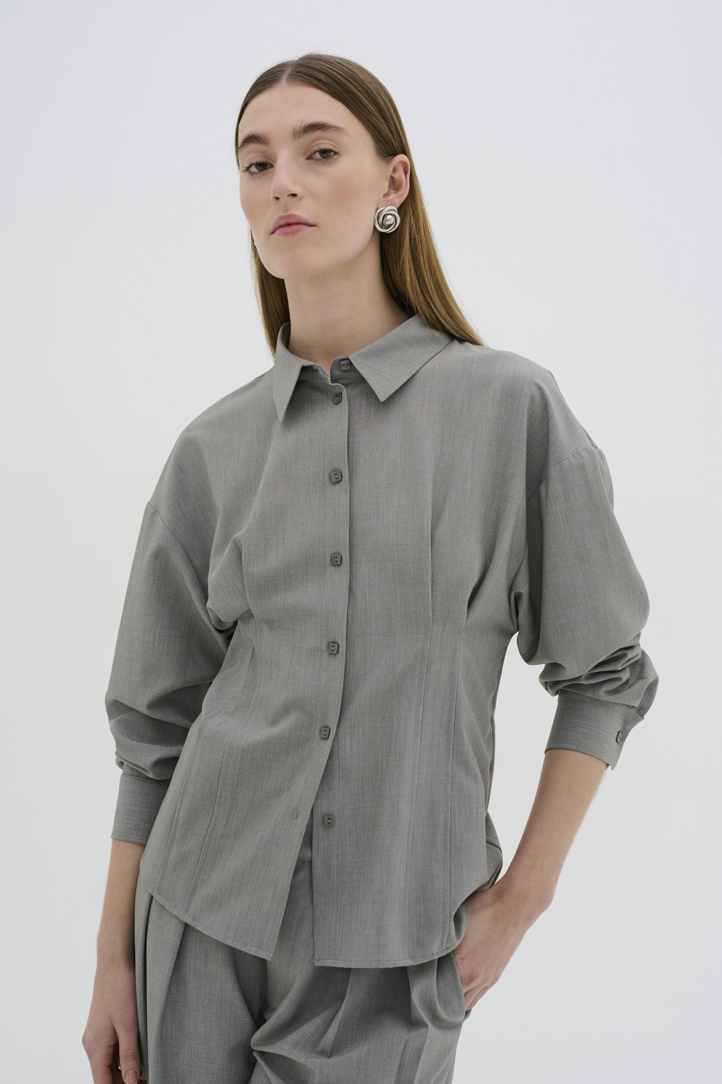 NannaMW Shirt LOOKBOOK FRONT 10704803-106327