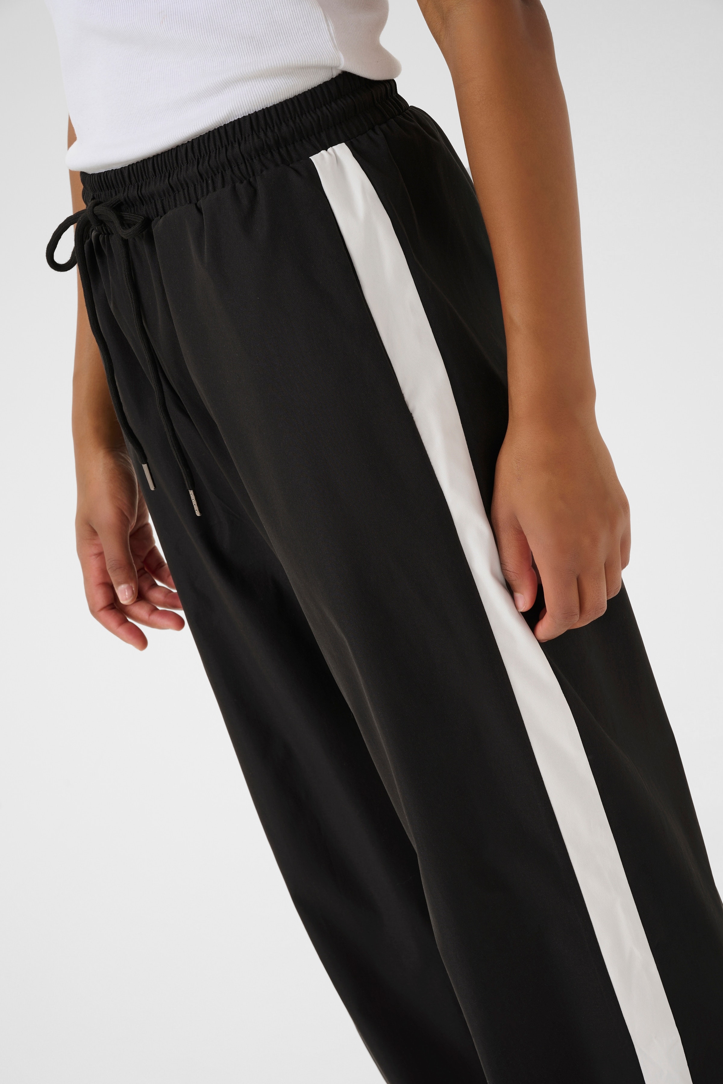 KAvanessa Bukser LOOKBOOK DETAIL 10552458-100121