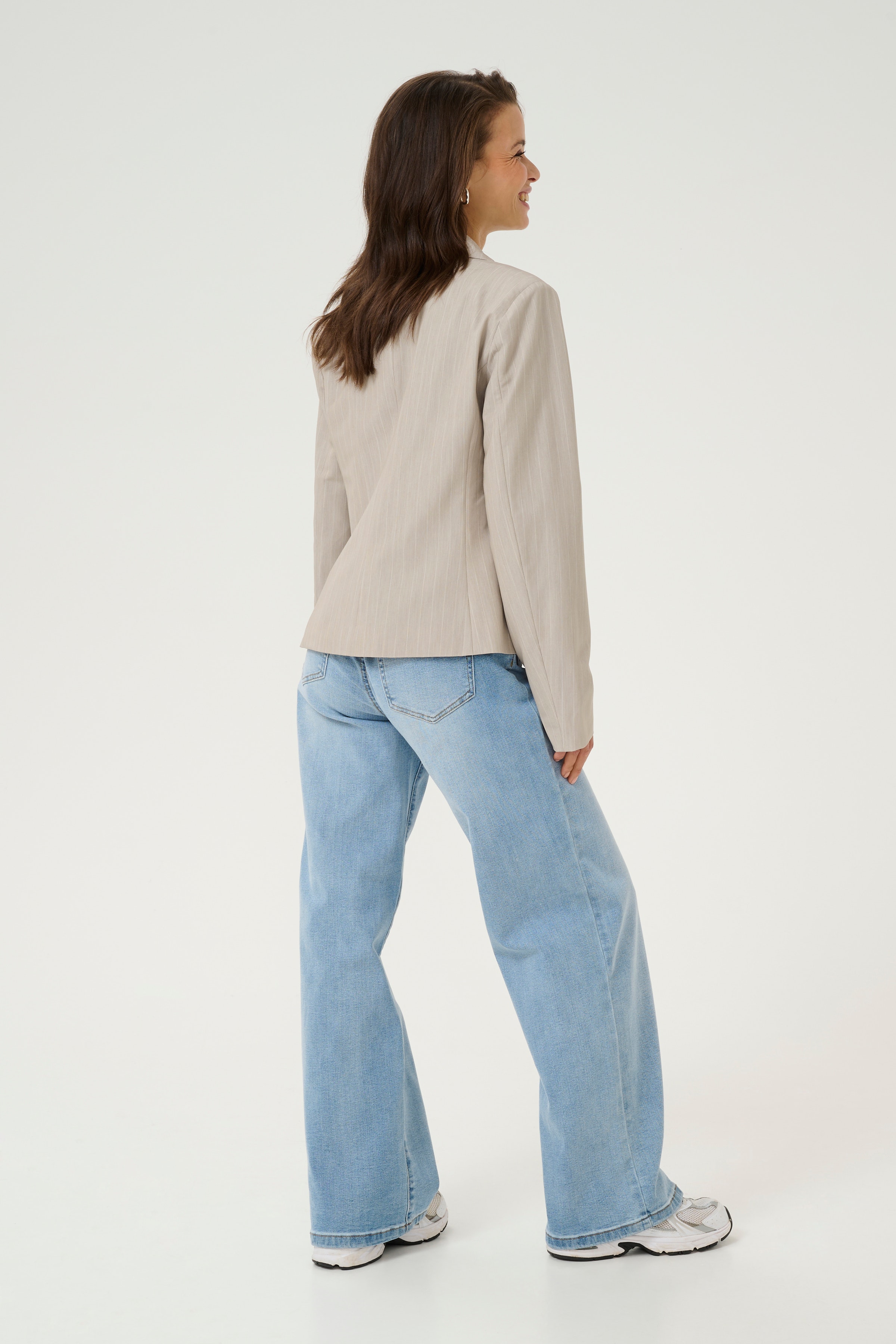KAesther Blazer LOOKBOOK BACK 10509958-107069