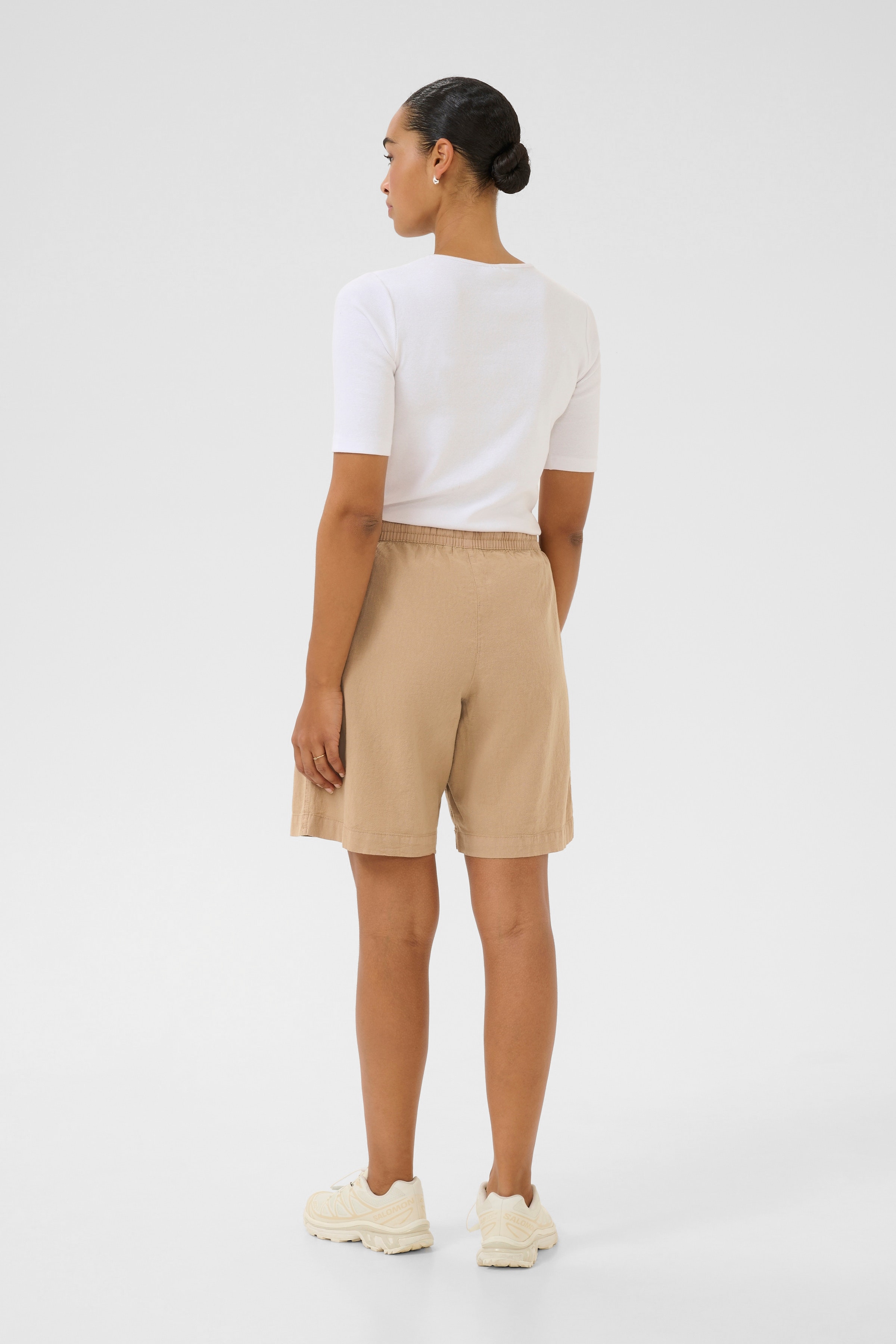KAnaya Shorts LOOKBOOK BACK 10509502-101239