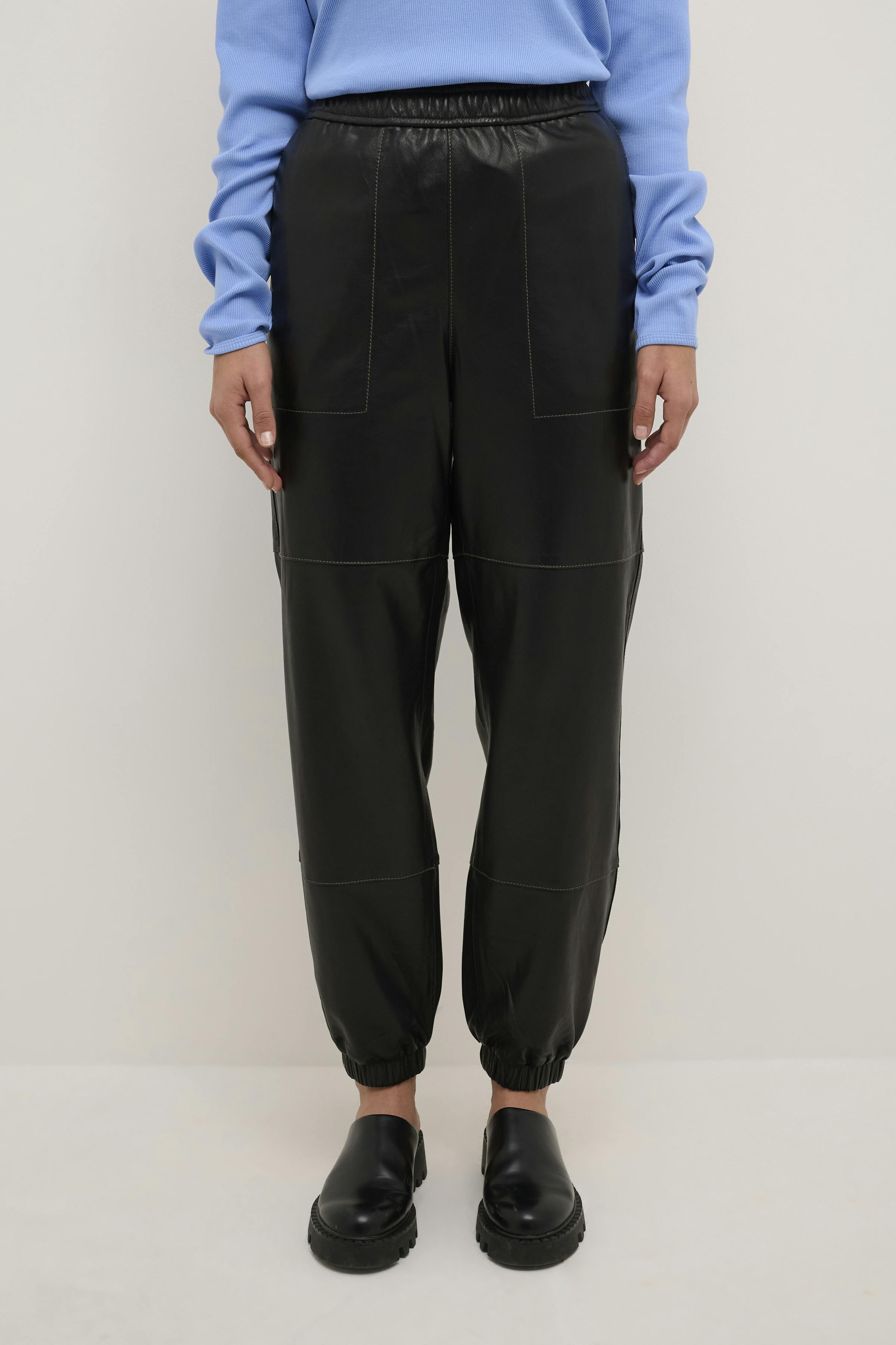 KerstineKB Trousers LOOKBOOK FRONT 10104590-194008