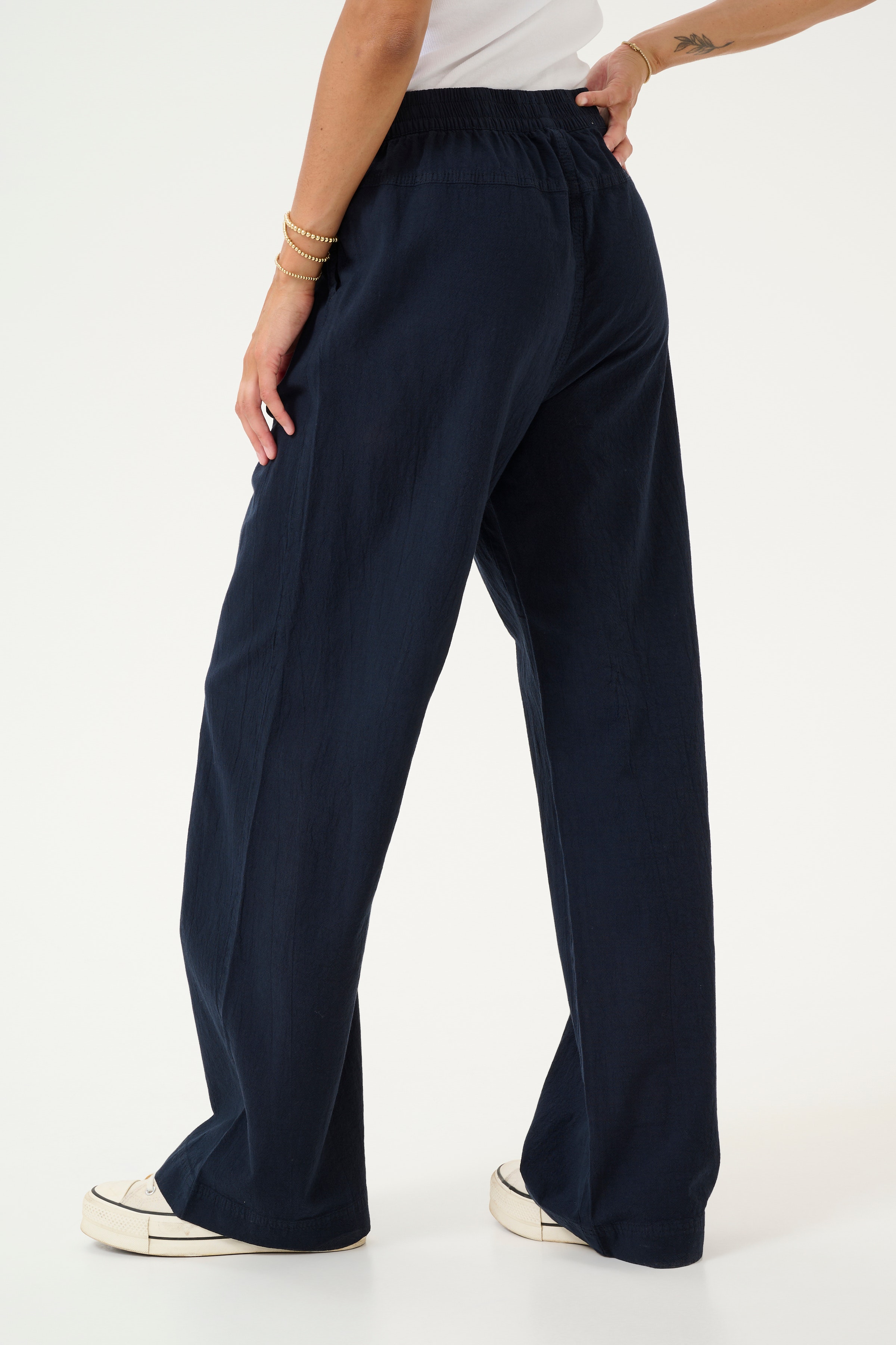 KAnaya Bukser LOOKBOOK BACK 10507661-52737