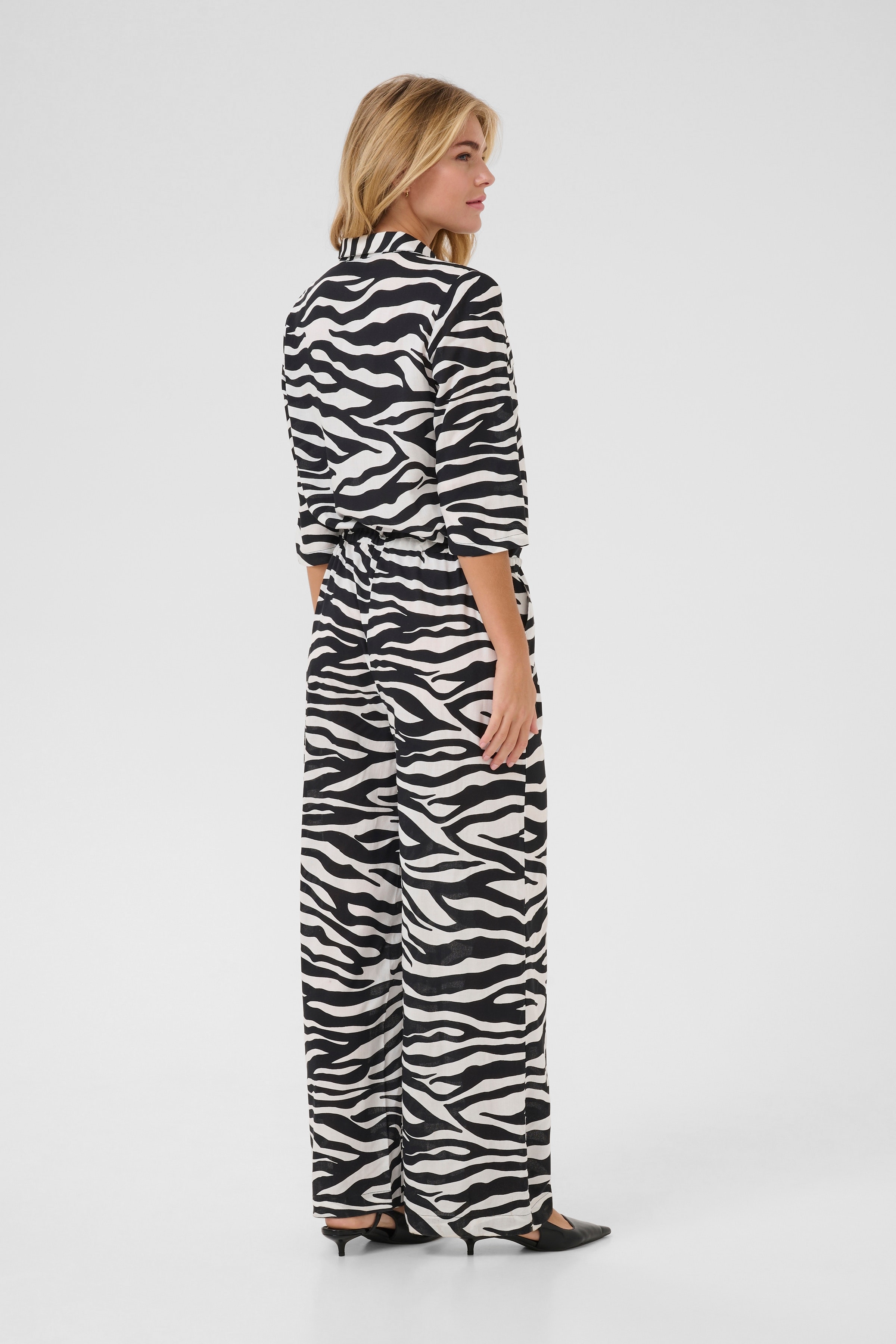 KAsanne Jumpsuit LOOKBOOK BACK 10509808-107294