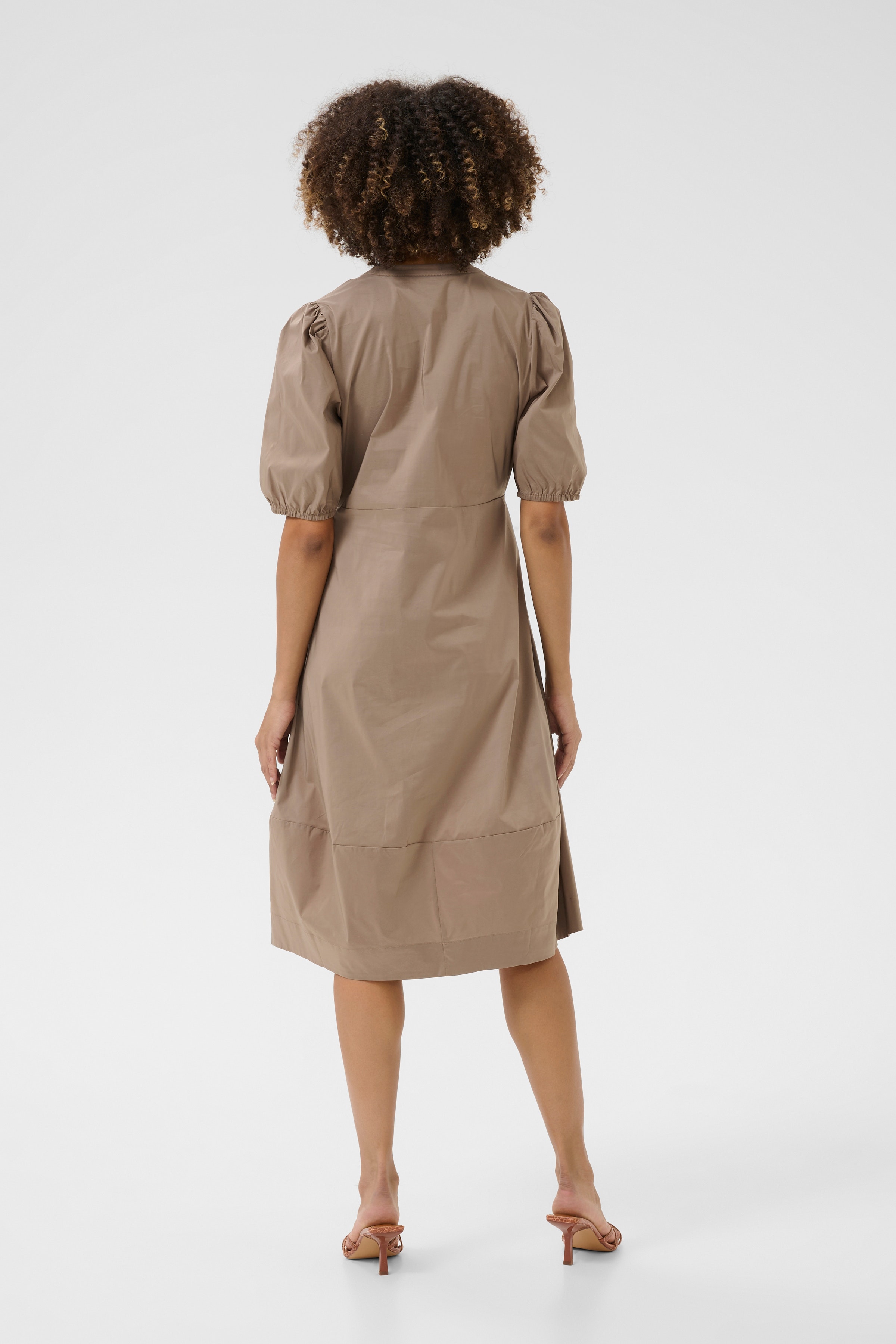 CUantoinett Kleid LOOKBOOK BACK 50110038-171410