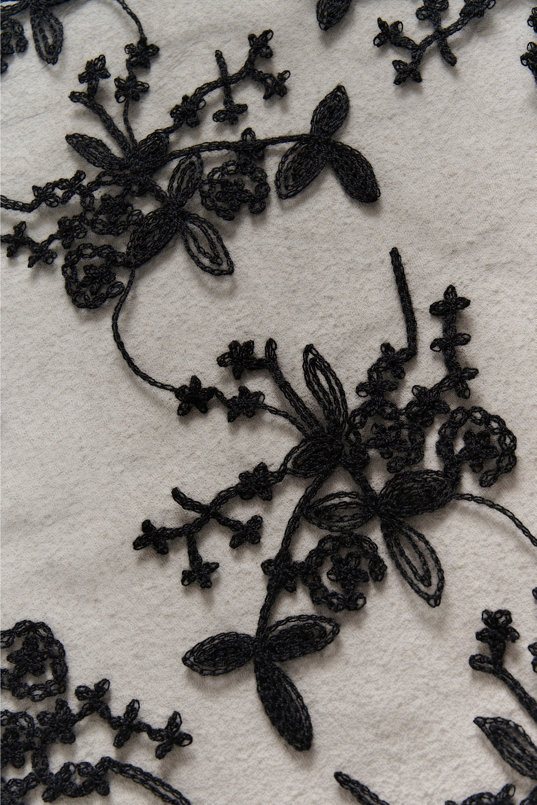 KAhally Scarf PACK DETAIL 10512265-100121