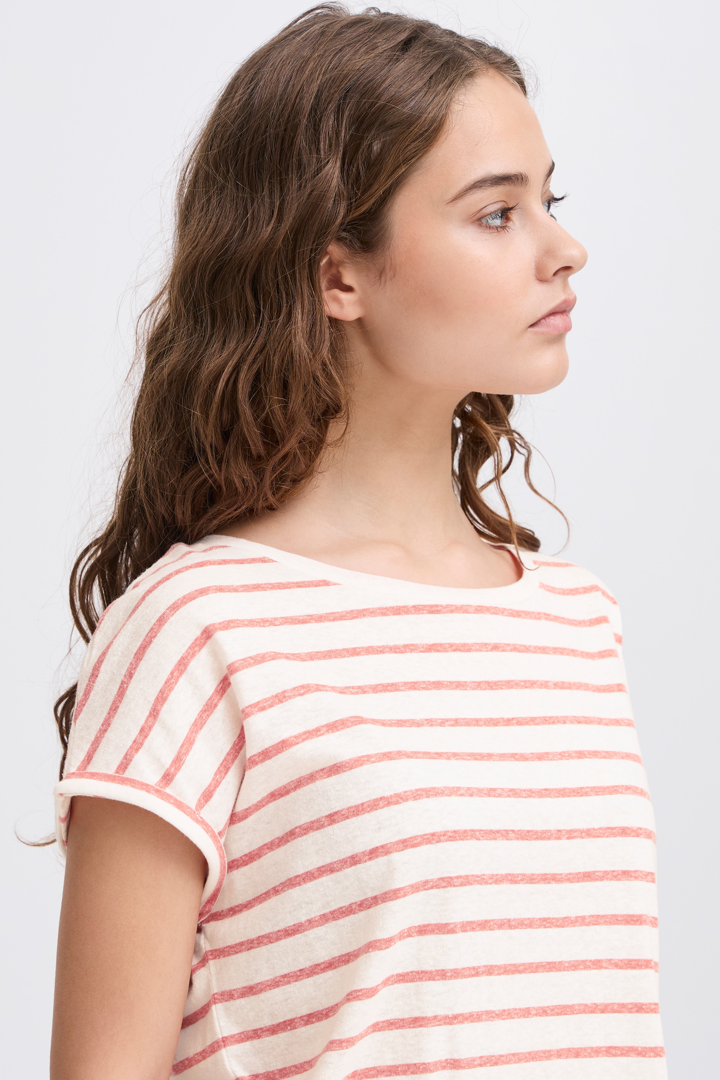 IHYULIETTA T-shirt LOOKBOOK DETAIL 20122855-204408