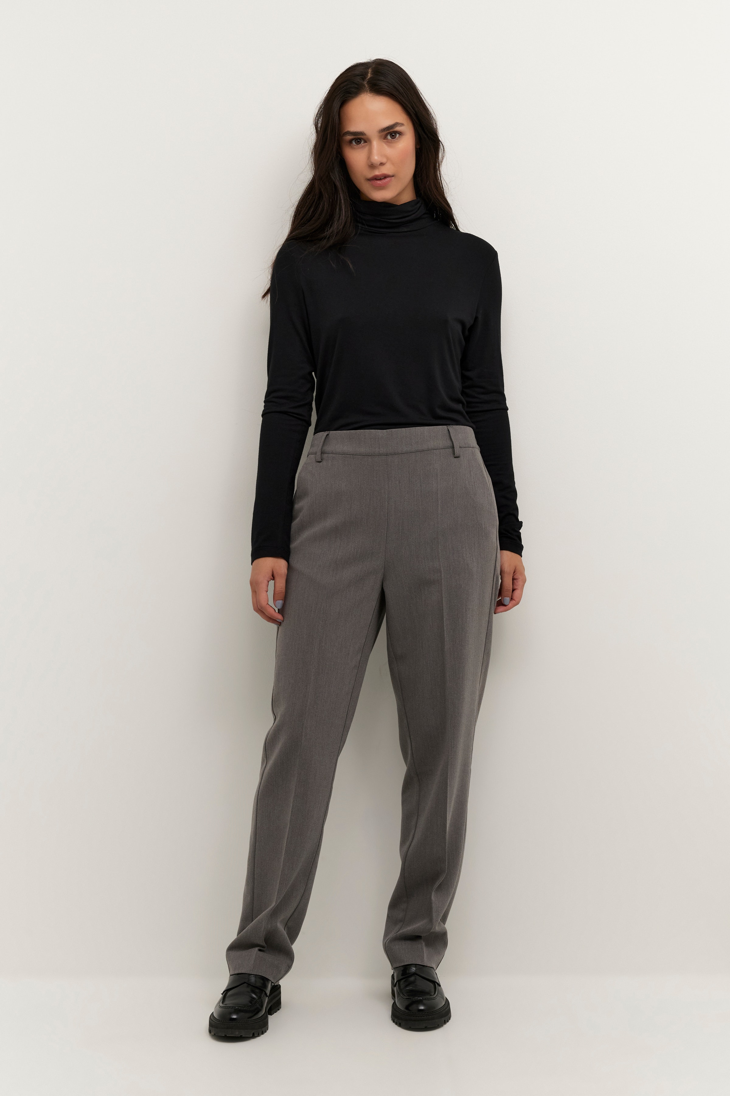 KAsakura Trousers LOOKBOOK FRONT 10506858-100125
