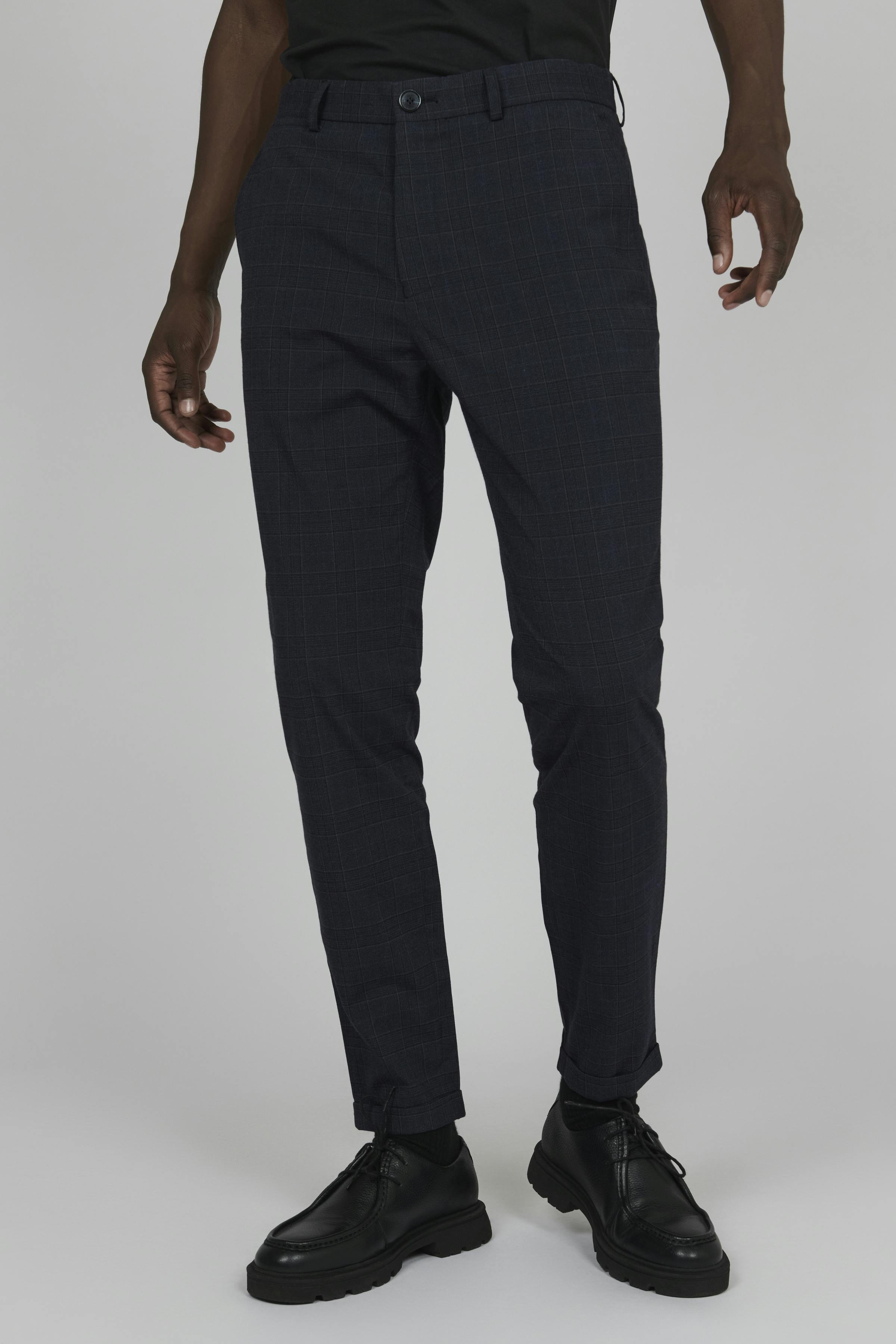 MAliam Trousers LOOKBOOK FRONT 30207079-194011