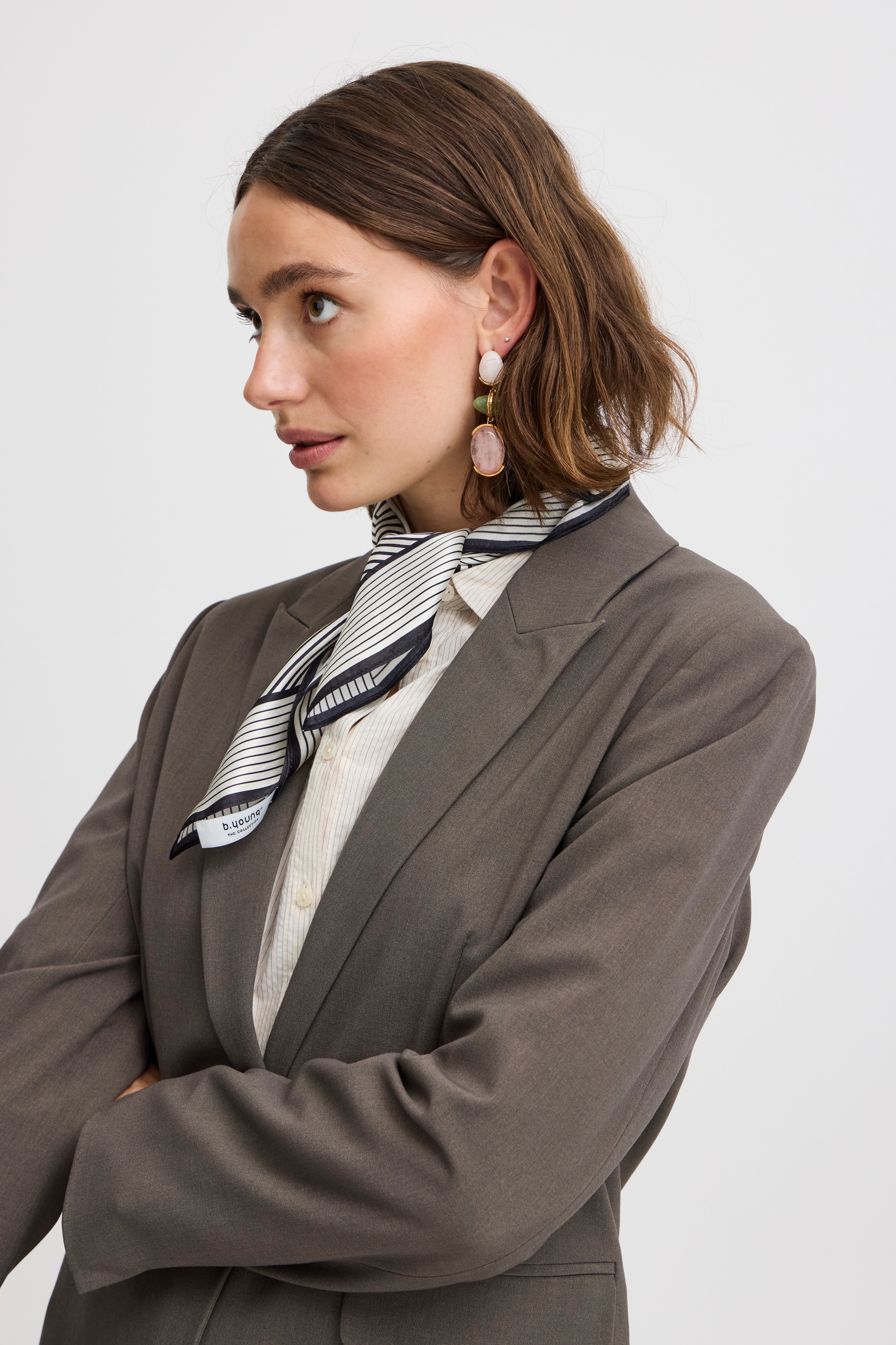 BAVILKE Scarf LOOKBOOK DETAIL 20816058-202911