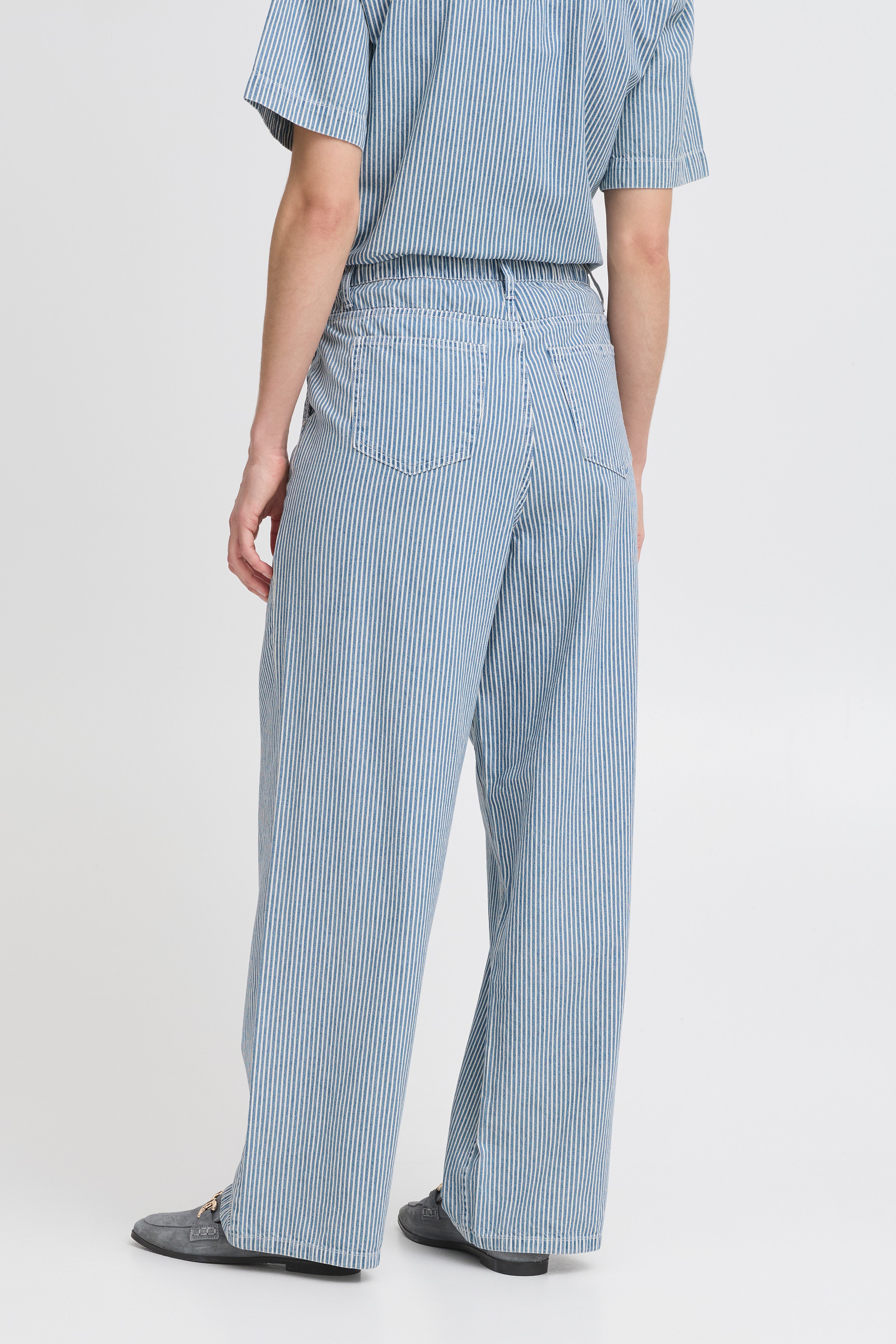BYLARO Byxor LOOKBOOK BACK 20816762-204781