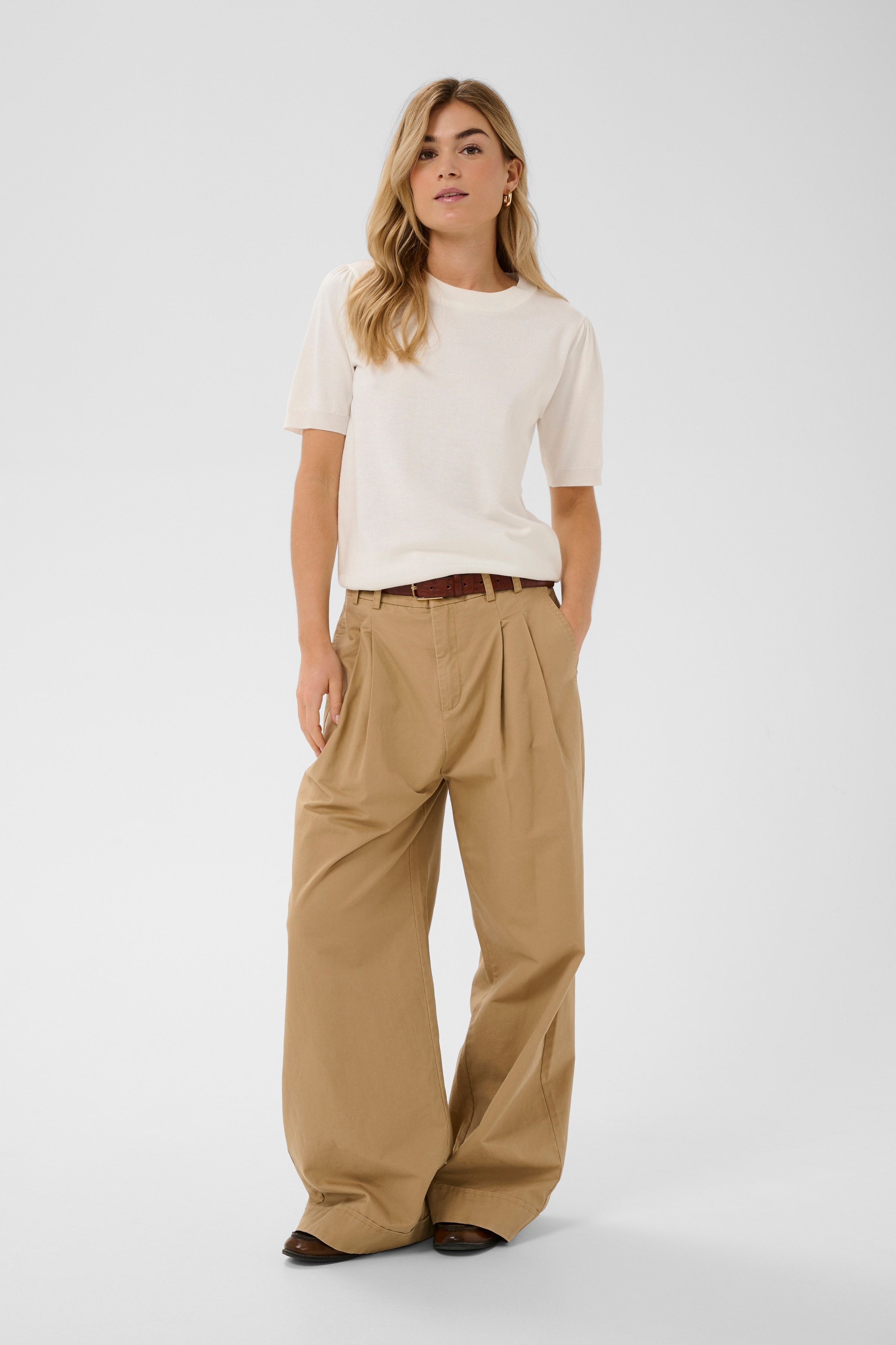 MilaSZ Pullover LOOKBOOK FRONT 30511788-110605