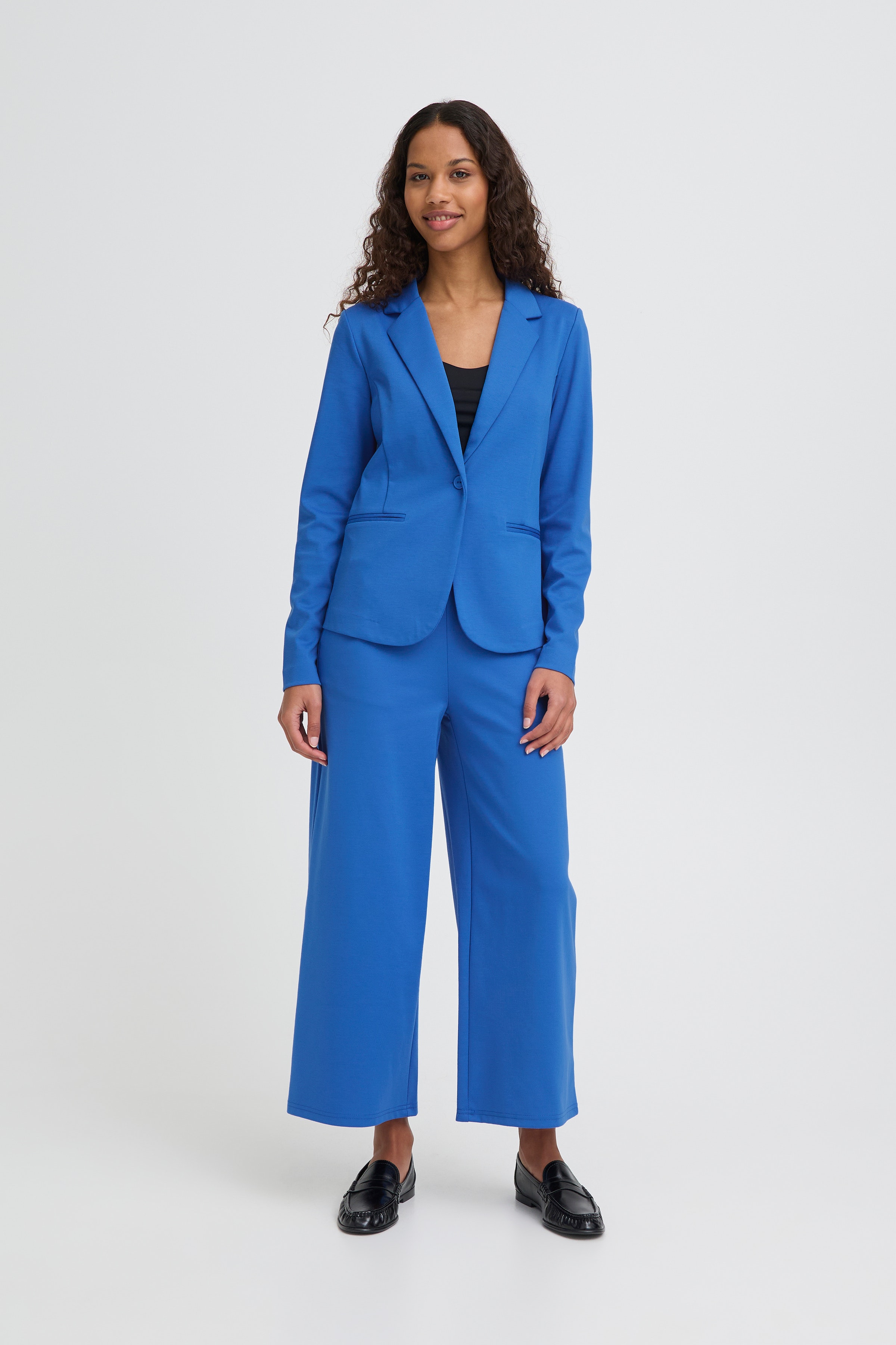 IHKATE Blazer LOOKBOOK FRONT 20101801-184048