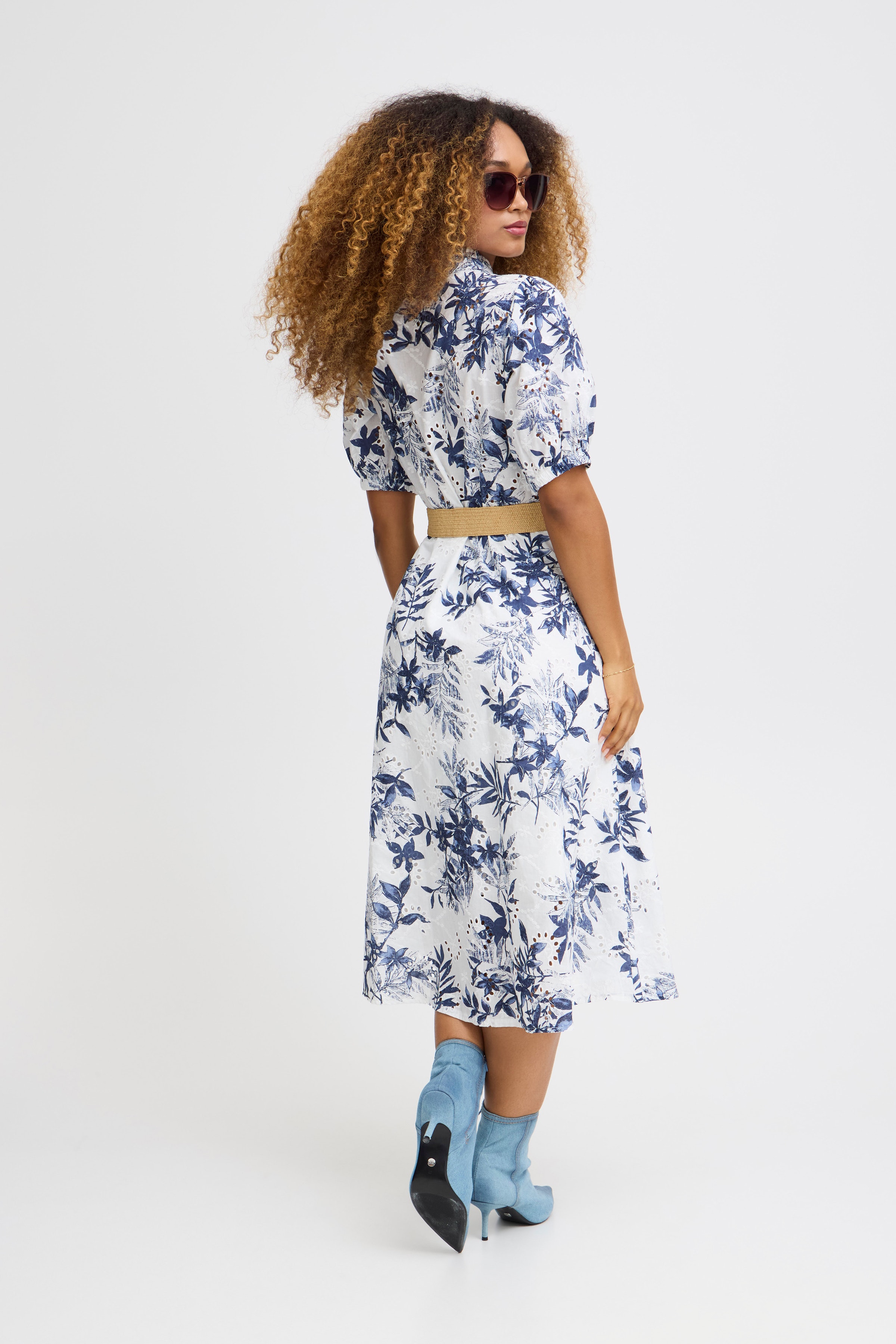 SBKADI Kleid LOOKBOOK BACK 22100549-193923