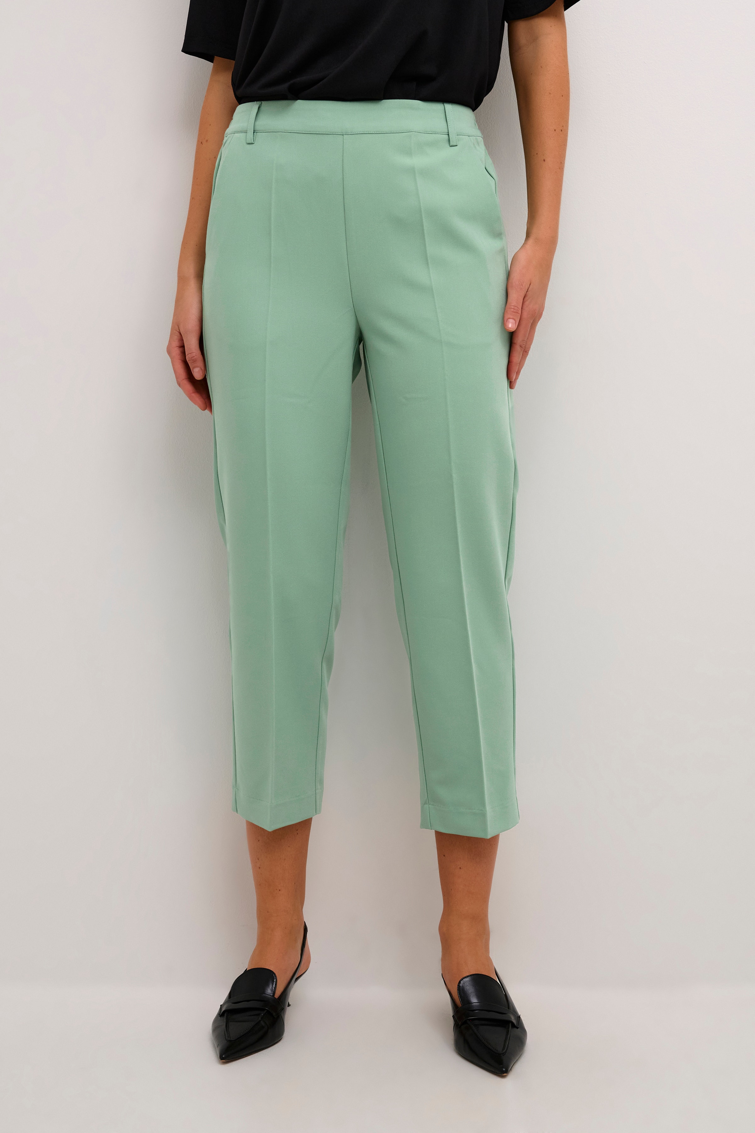 KAsakura Trousers LOOKBOOK FRONT 10506127-165907