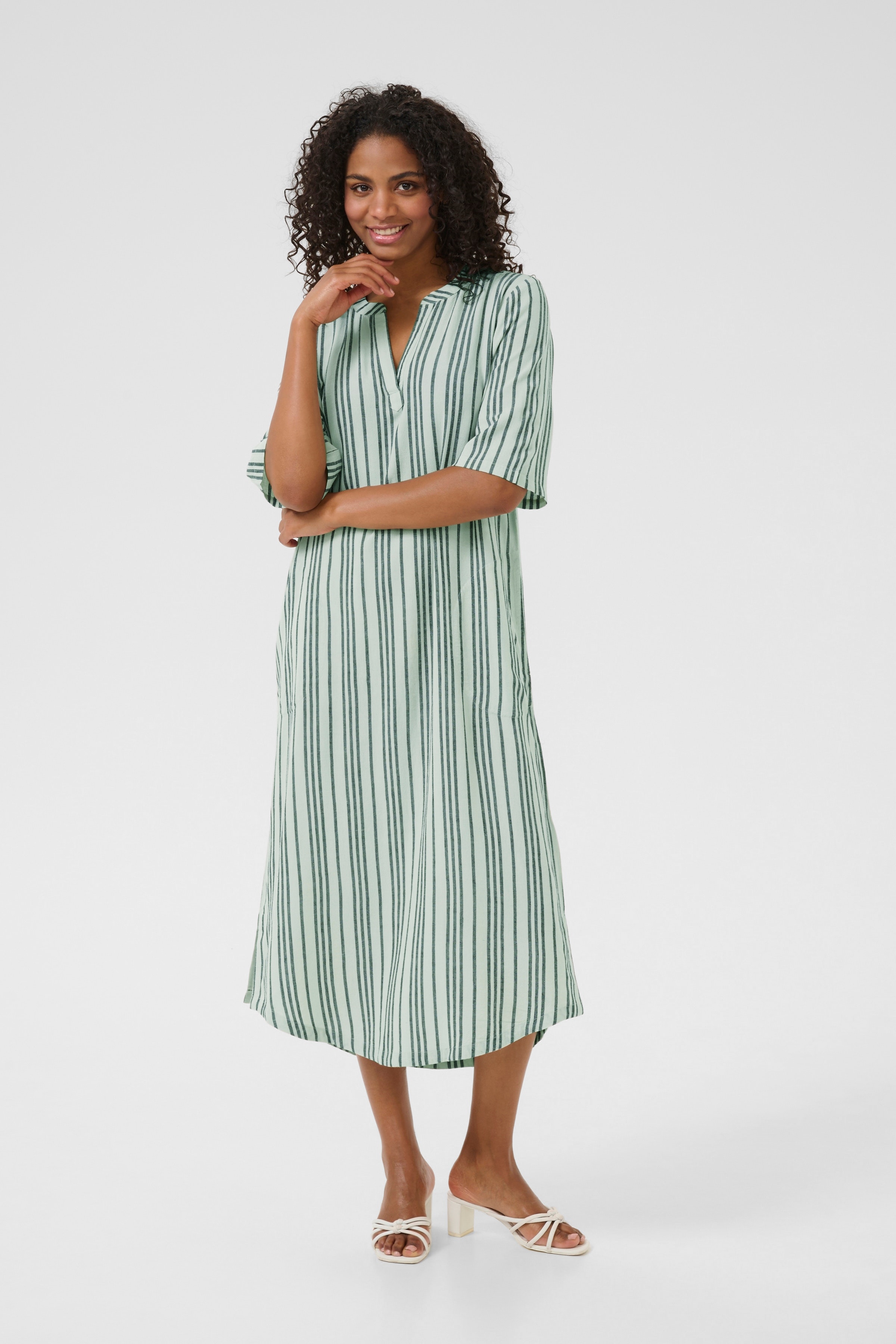 KAmilia Lin kjole LOOKBOOK FRONT 10508312-107124