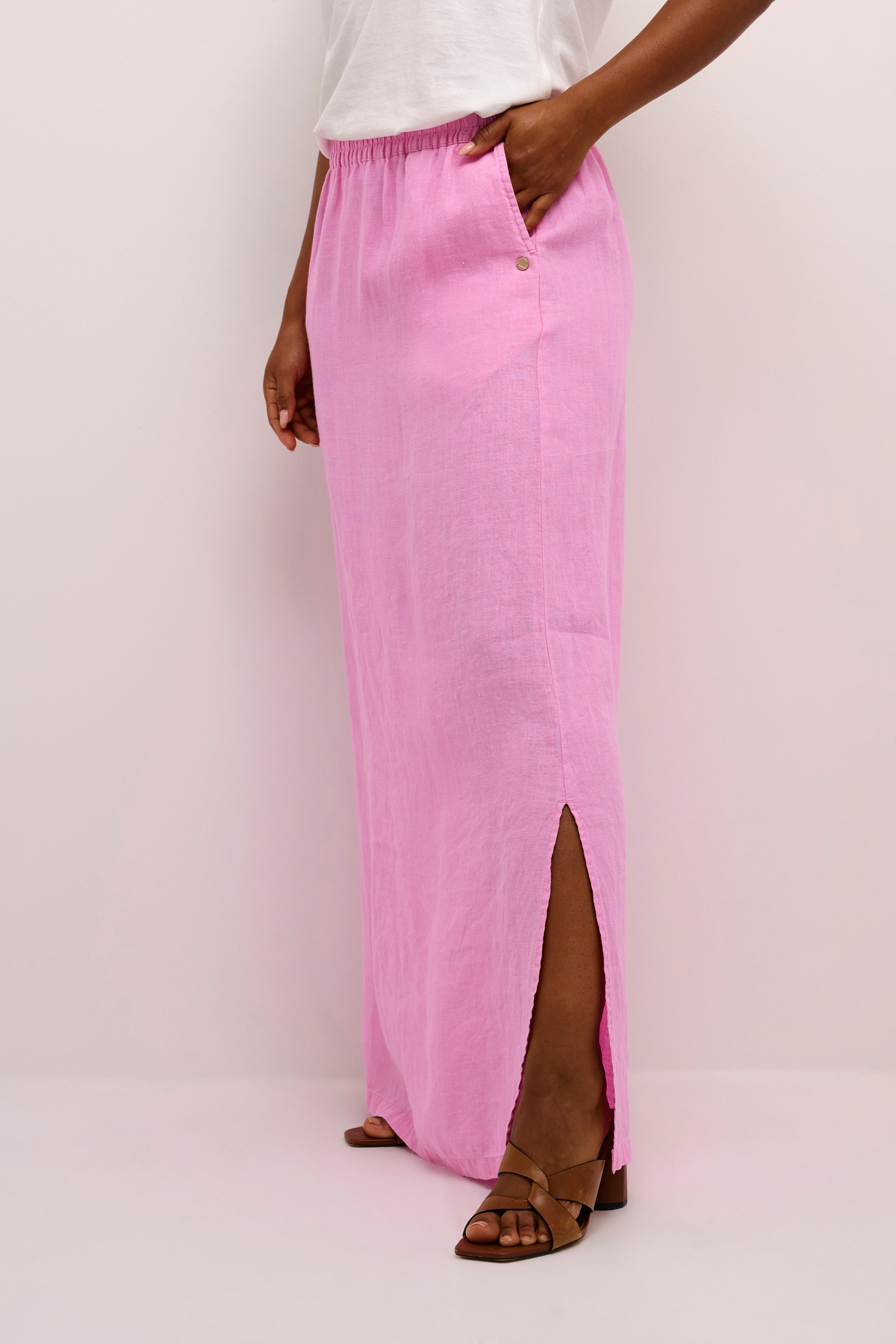CRBellis Skirt LOOKBOOK FRONT 10612565-163118
