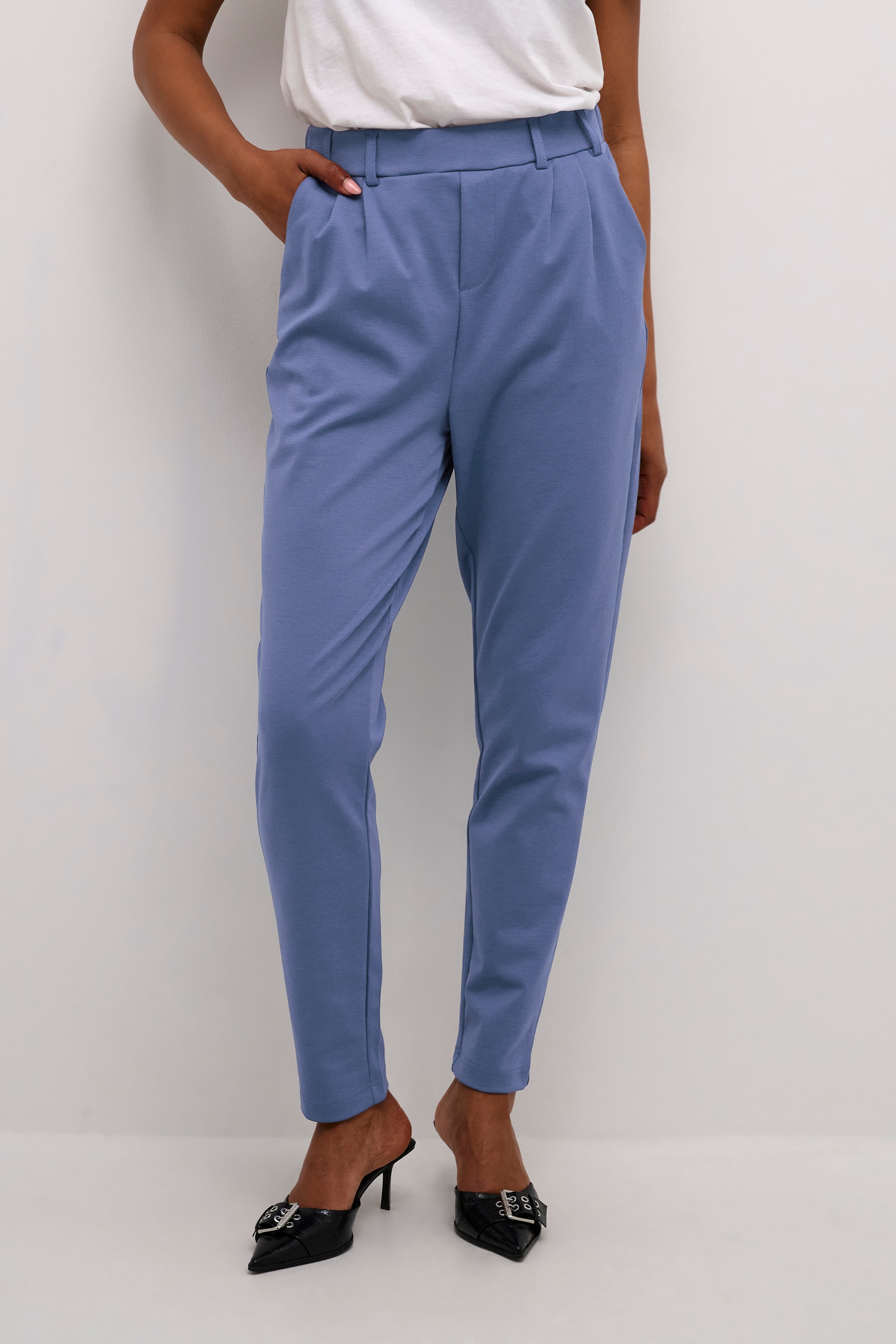 KAjenny Trousers LOOKBOOK FRONT 10508651-193928