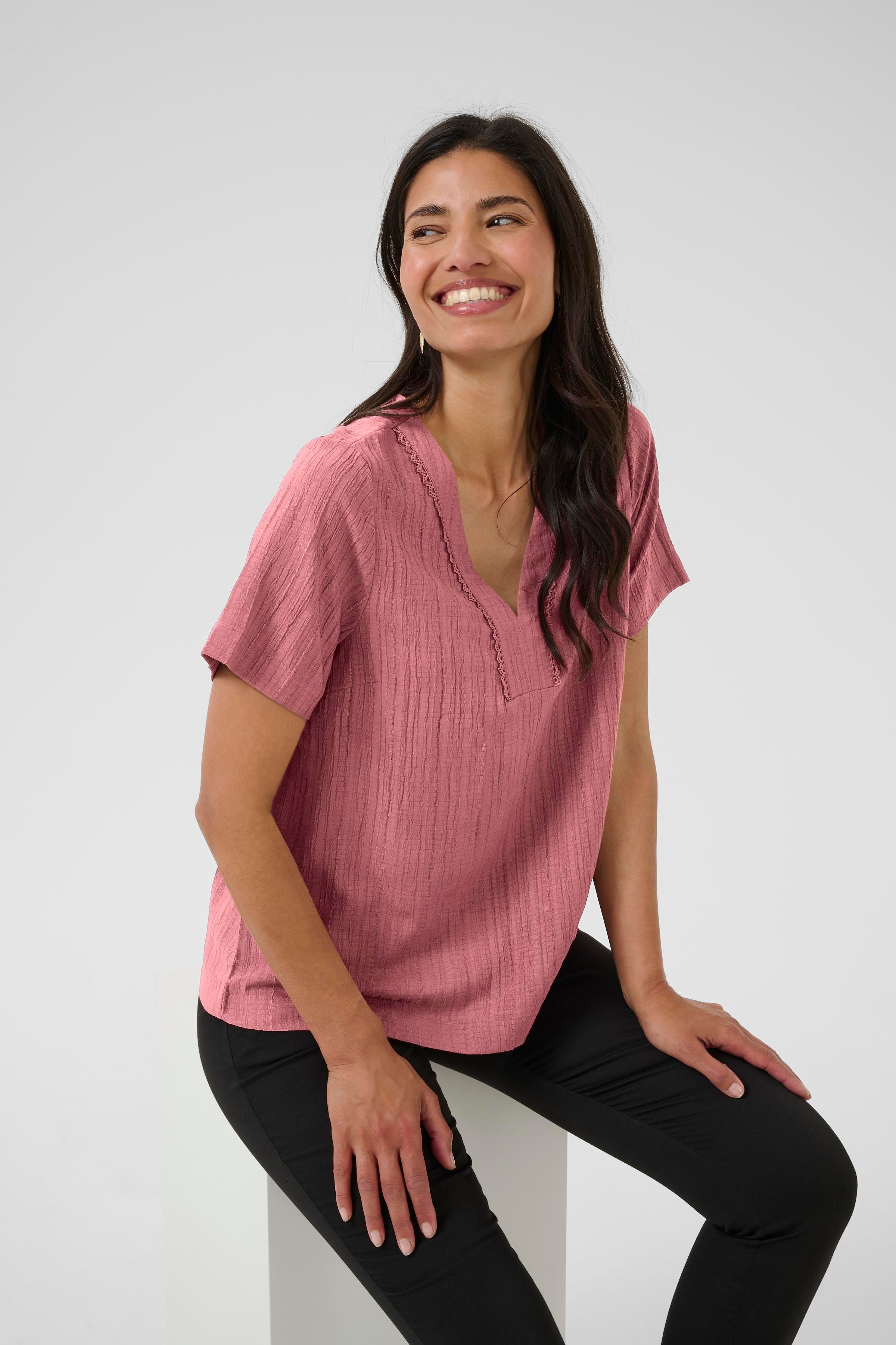BPvitta Blouse LOOKBOOK DETAIL 40200014-108822