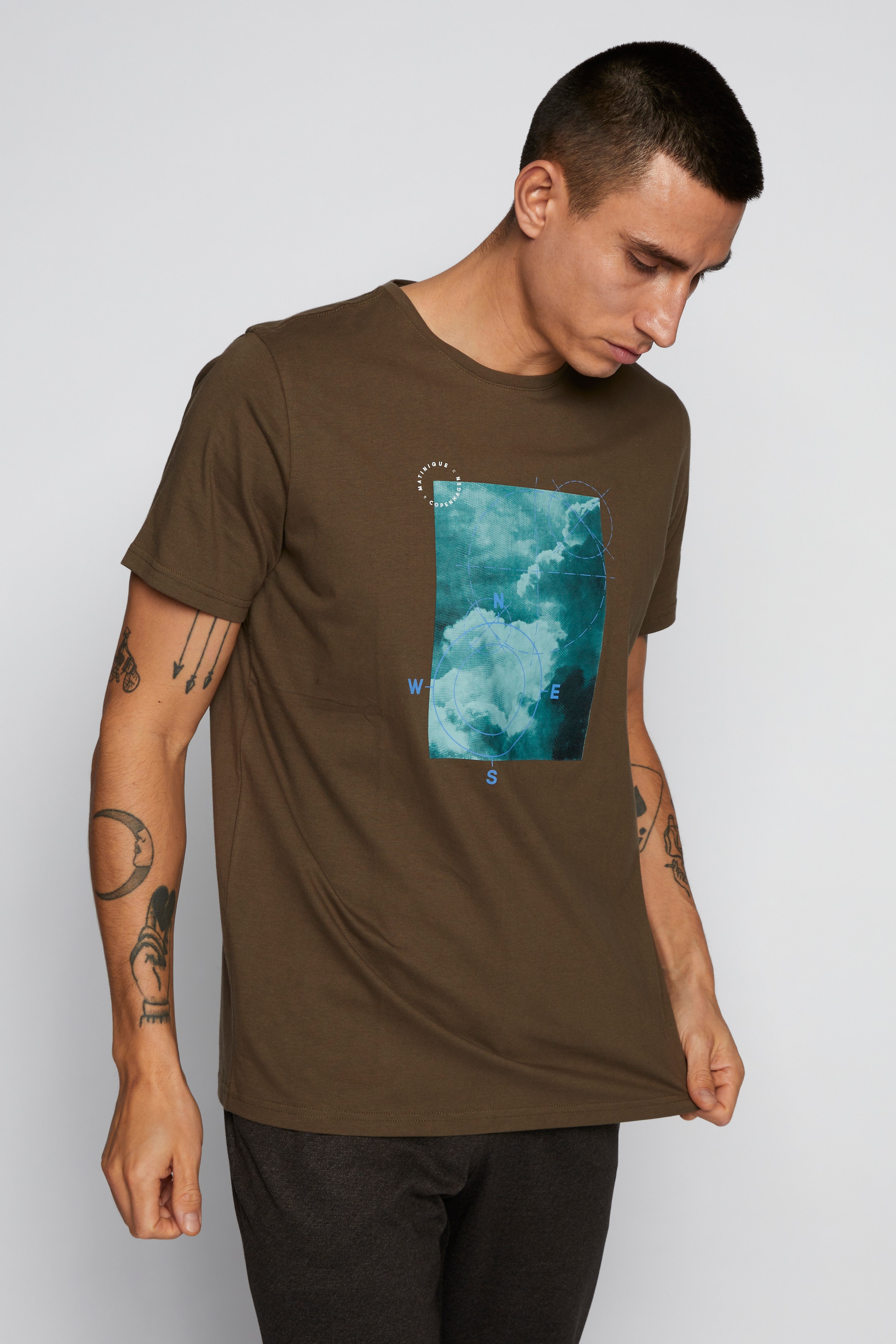 MAjermane T-shirt LOOKBOOK FRONT 30206703-190820