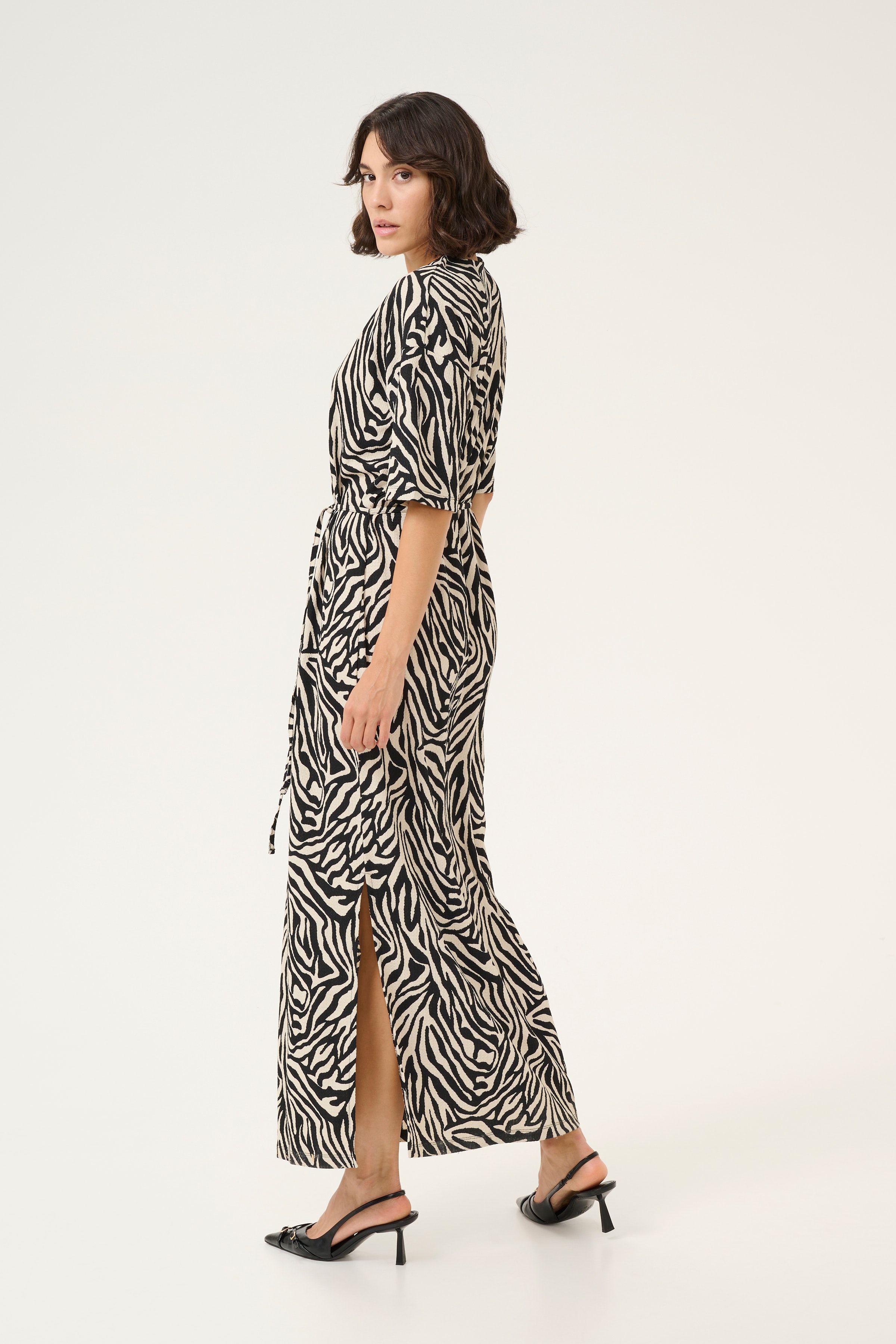 KAivanna Kjole LOOKBOOK BACK 10509781-107295