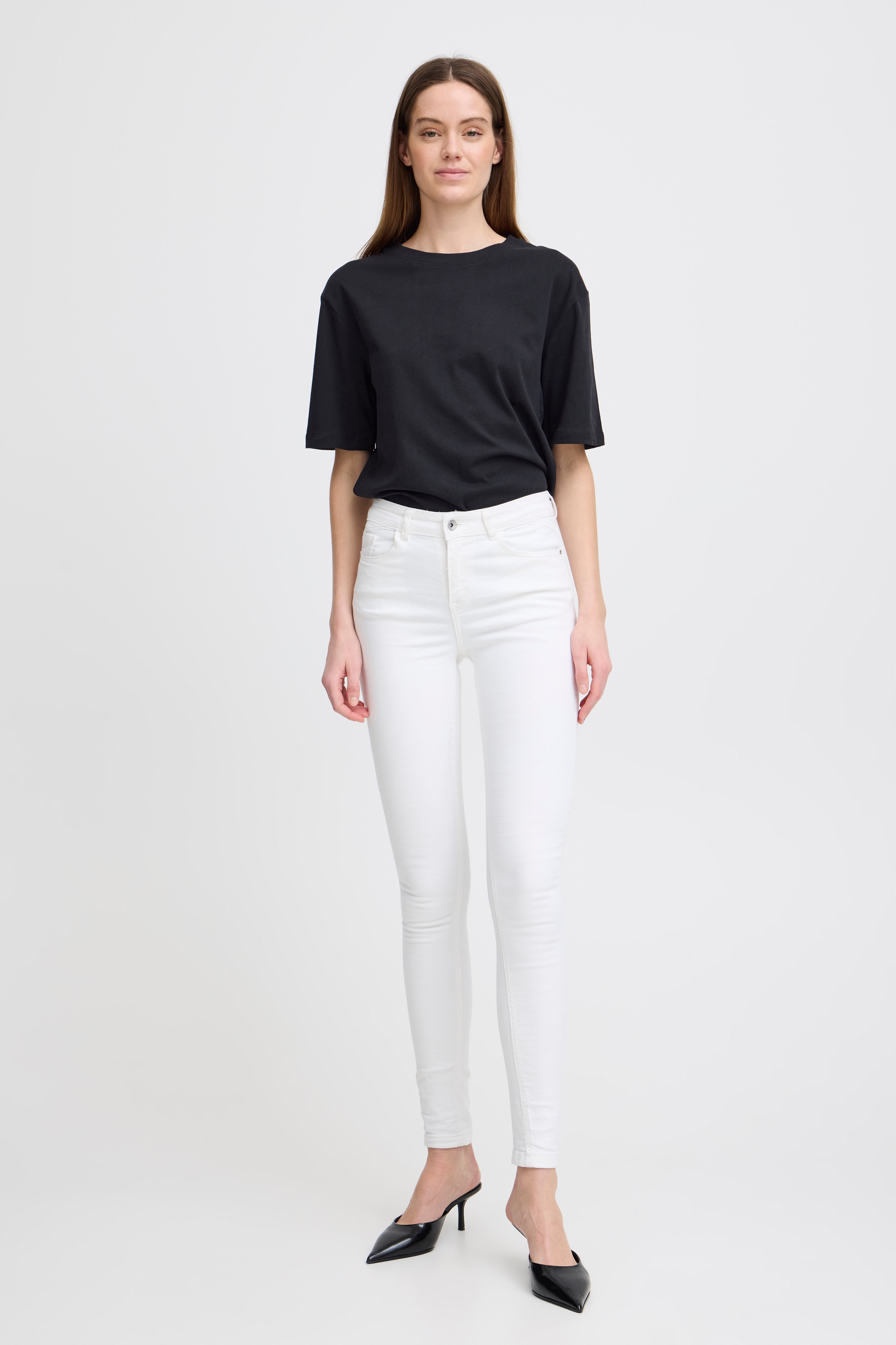 Lola Jeans LOOKBOOK FRONT 20803214-114800