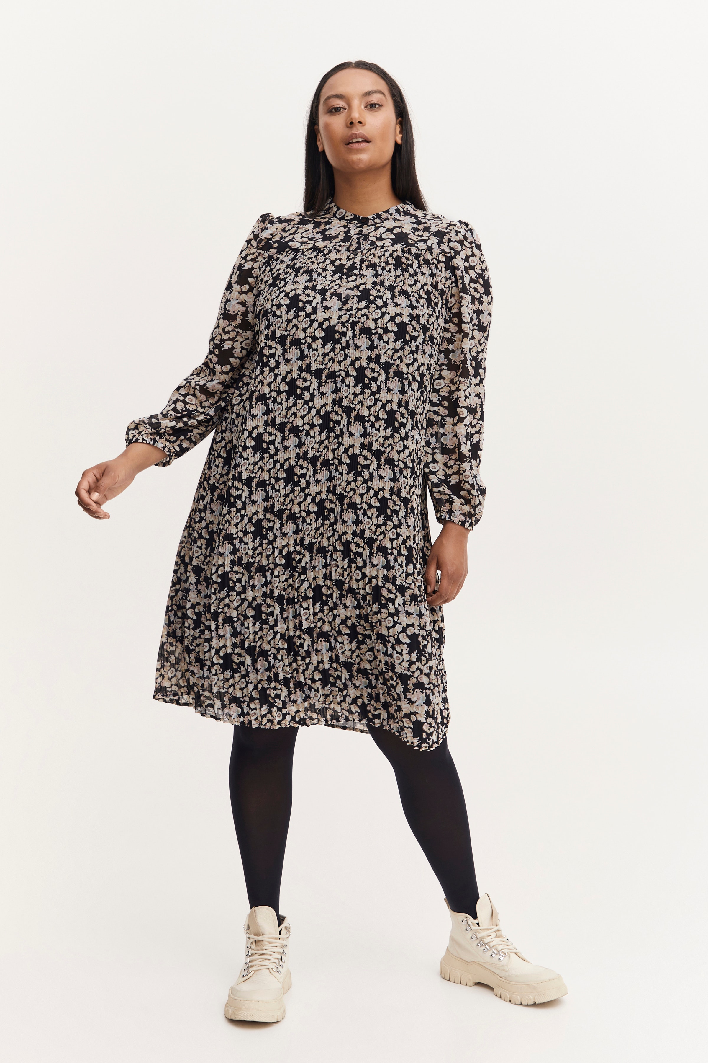 FPLINDA Kjole LOOKBOOK FRONT 20611449-200115