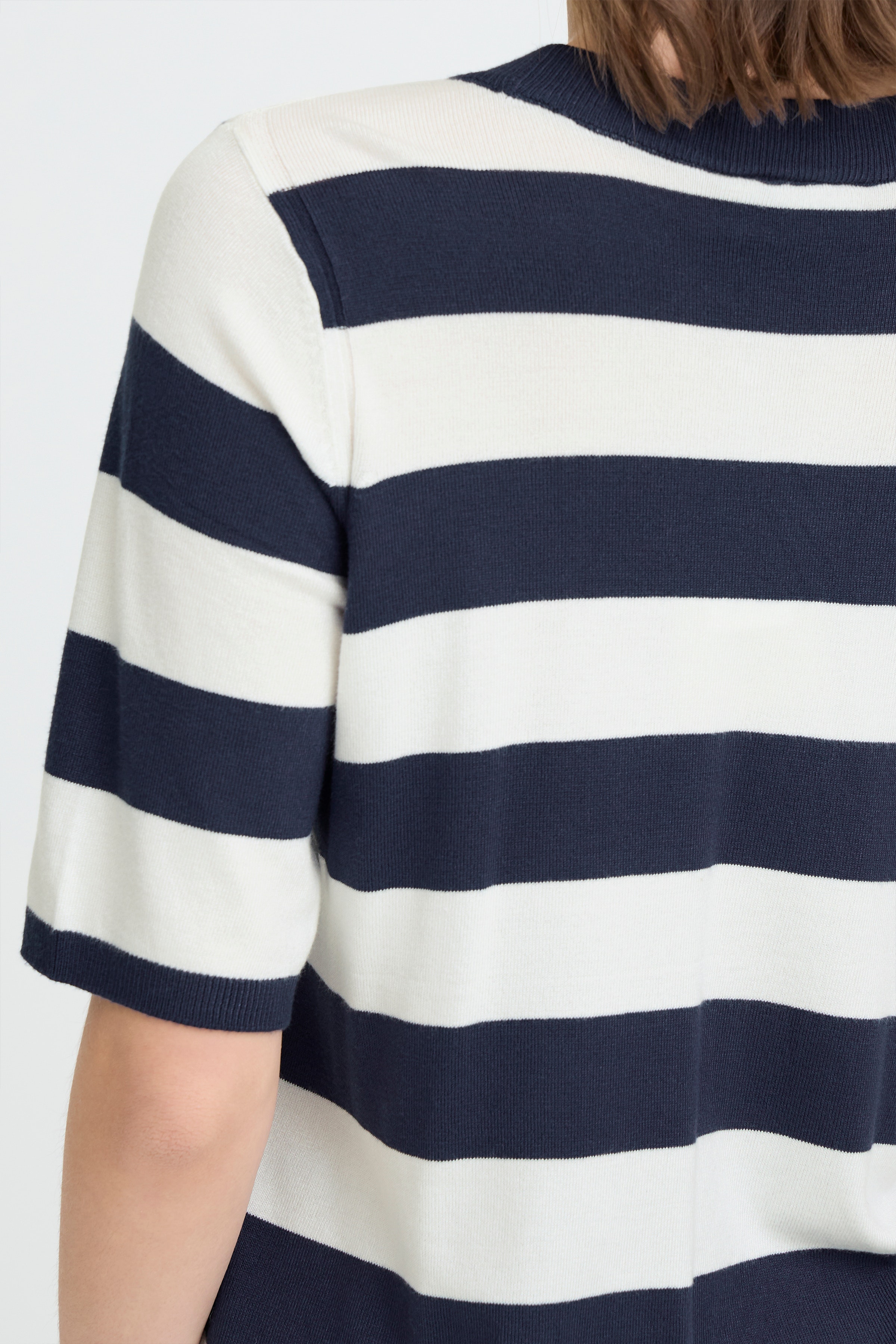 FRCLIA Pullover LOOKBOOK DETAIL 20617452-900004961