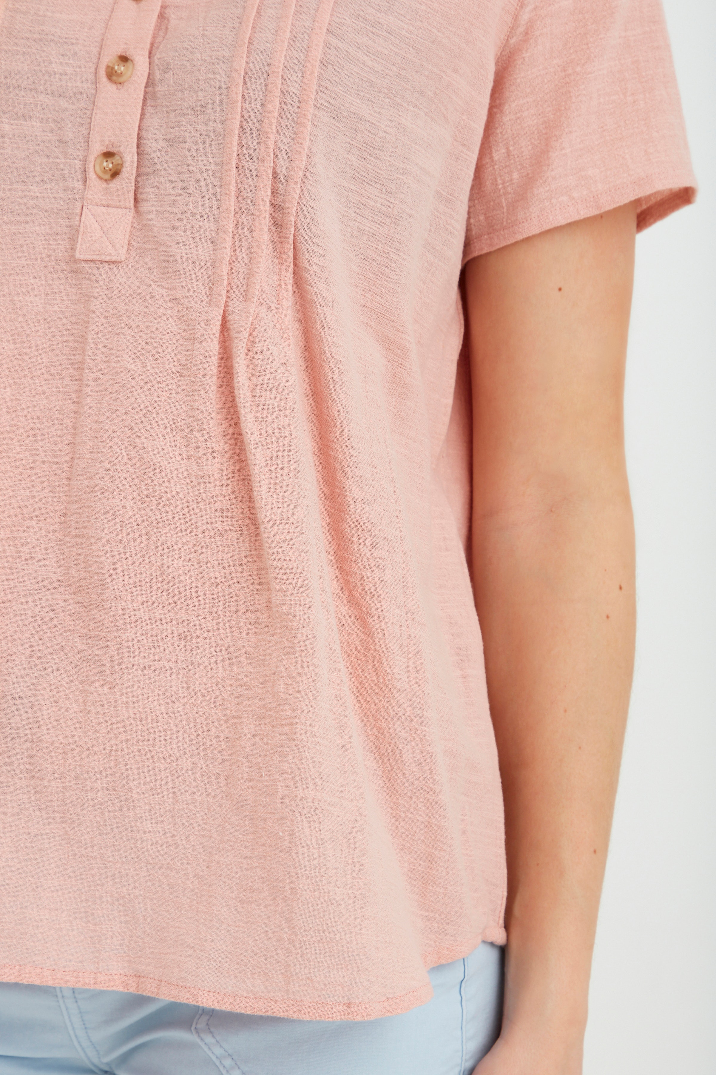 Kortärmad blus LOOKBOOK DETAIL 20609691-151512