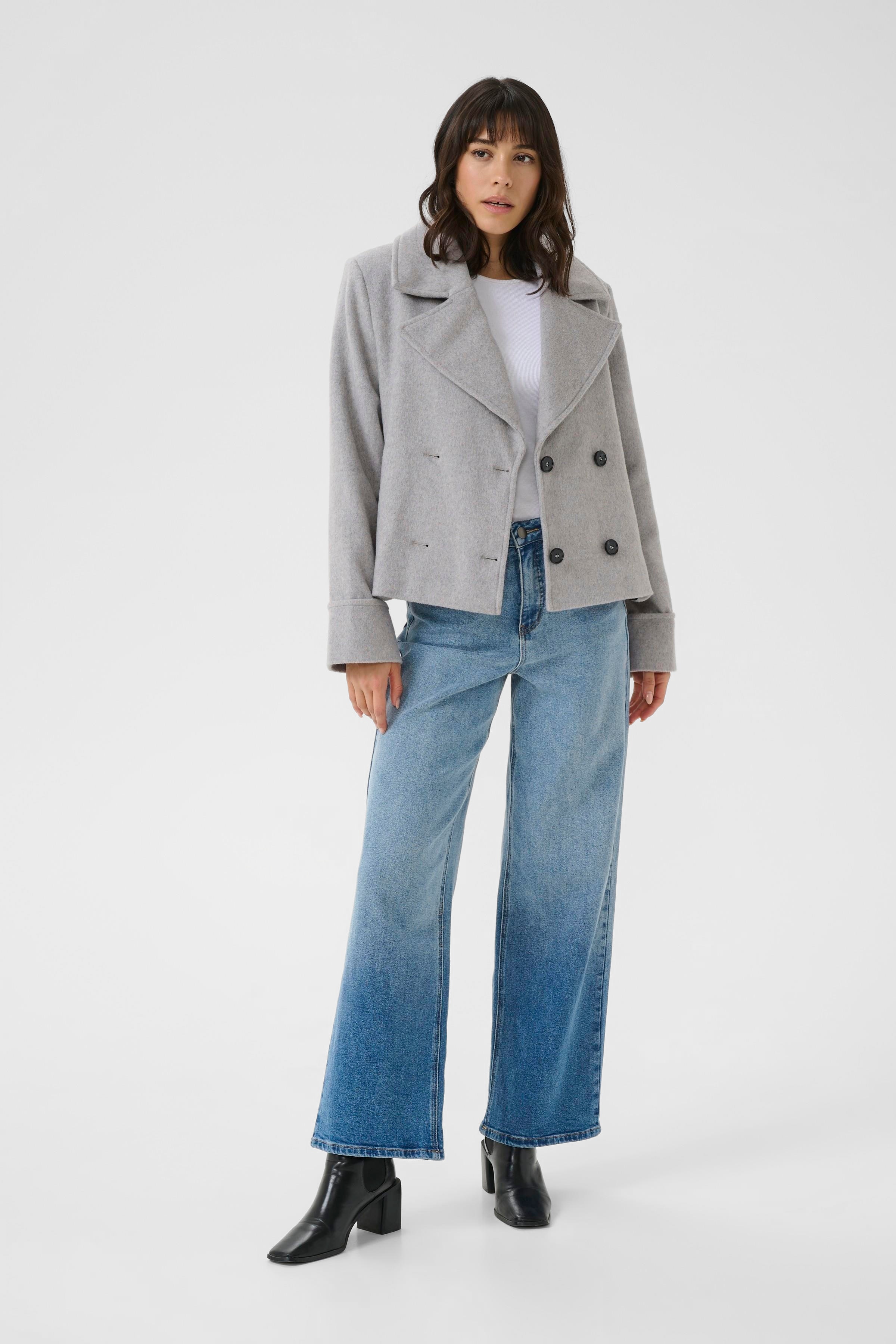 KAjulia Coat LOOKBOOK FRONT 10510068-100126