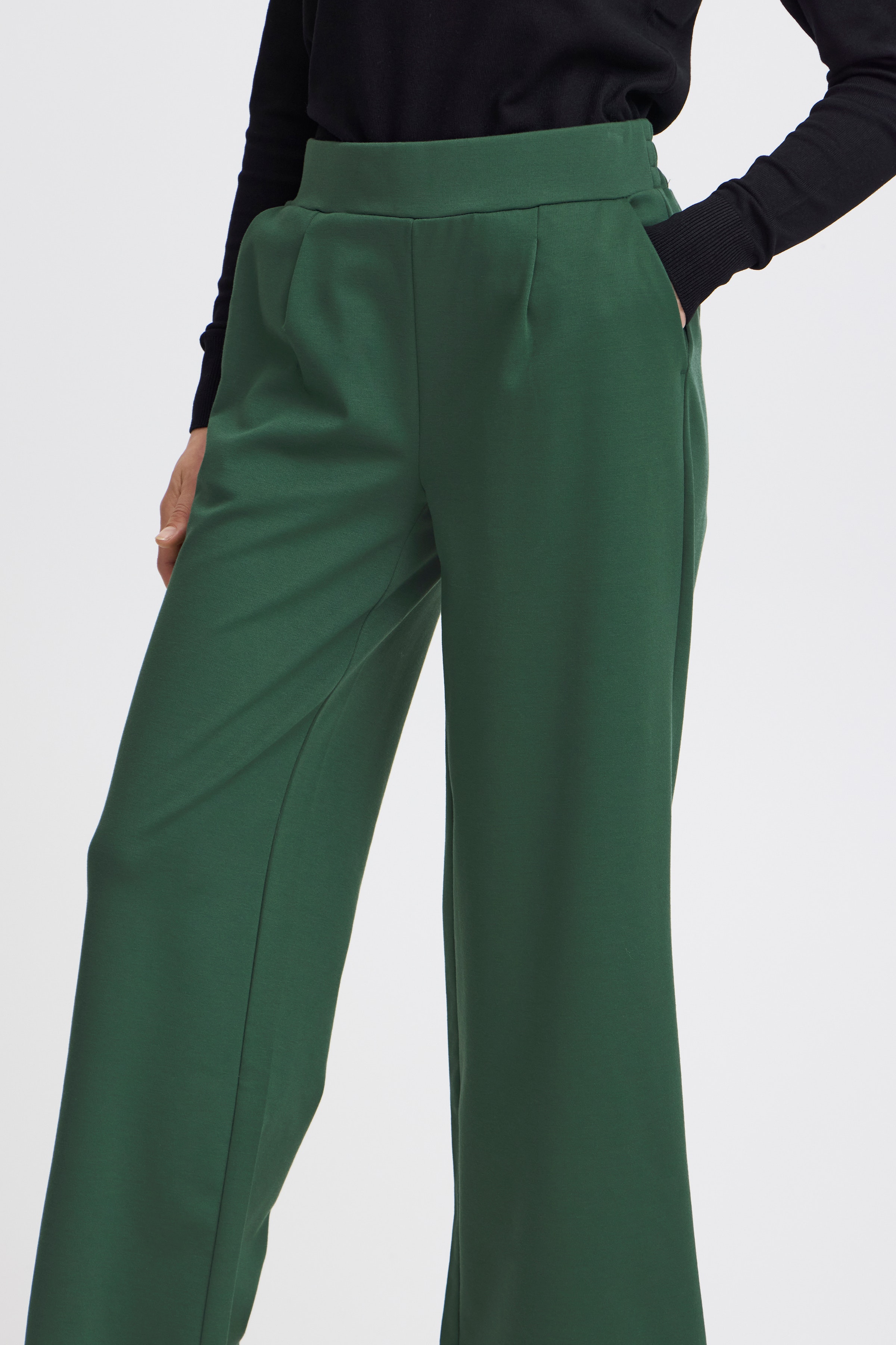 BYRIZETTA Trousers LOOKBOOK DETAIL 20815029-195917