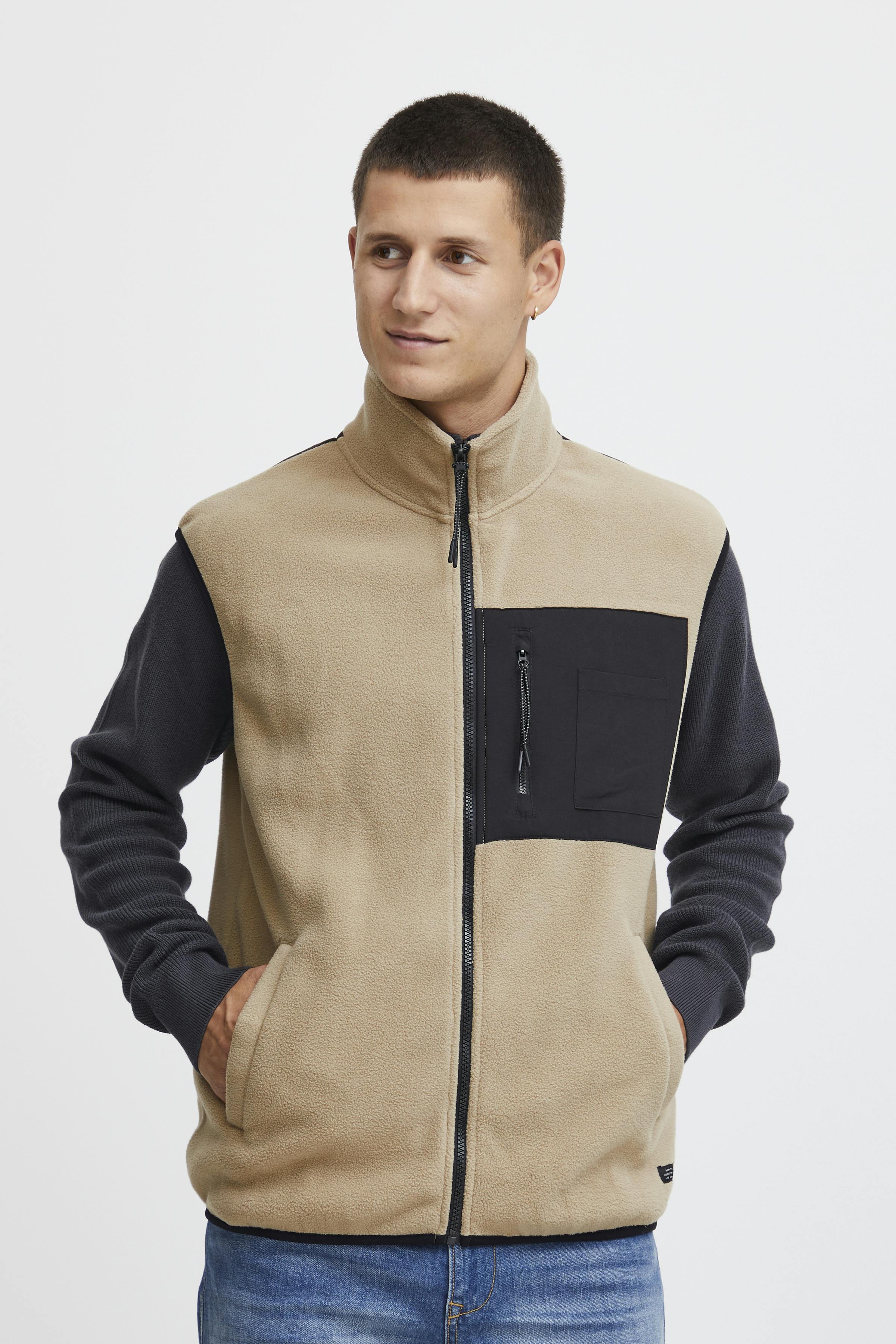 Sweat jacket LOOKBOOK FRONT 20715835-161104