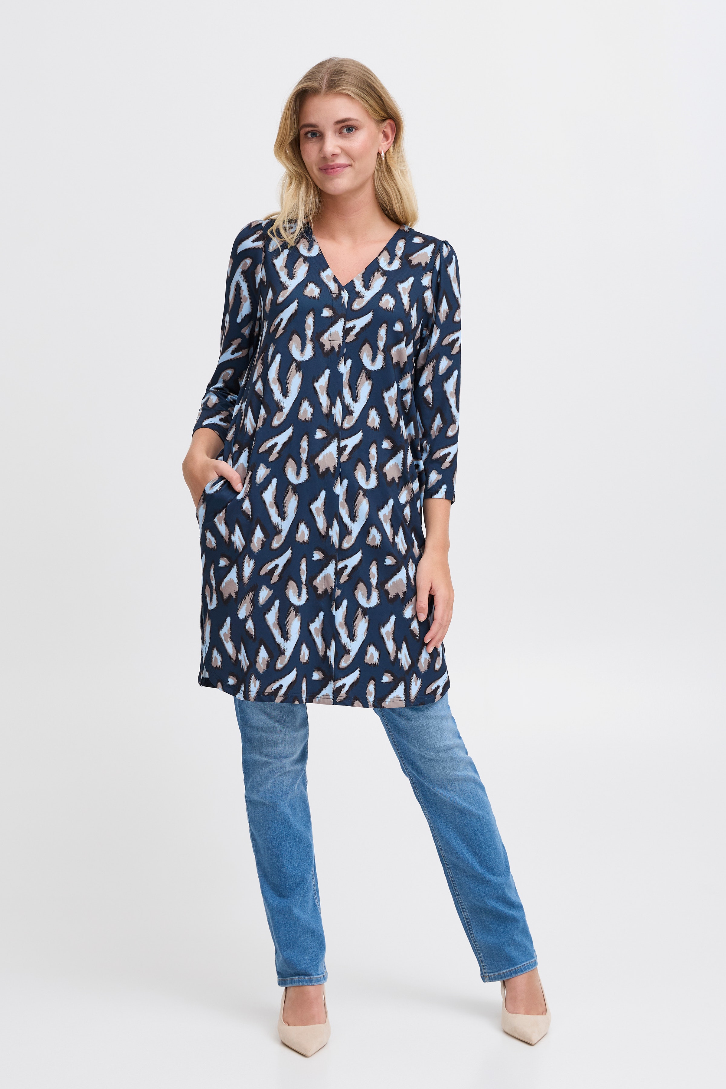 FRSEEN Tunic LOOKBOOK FRONT 20612138-204193