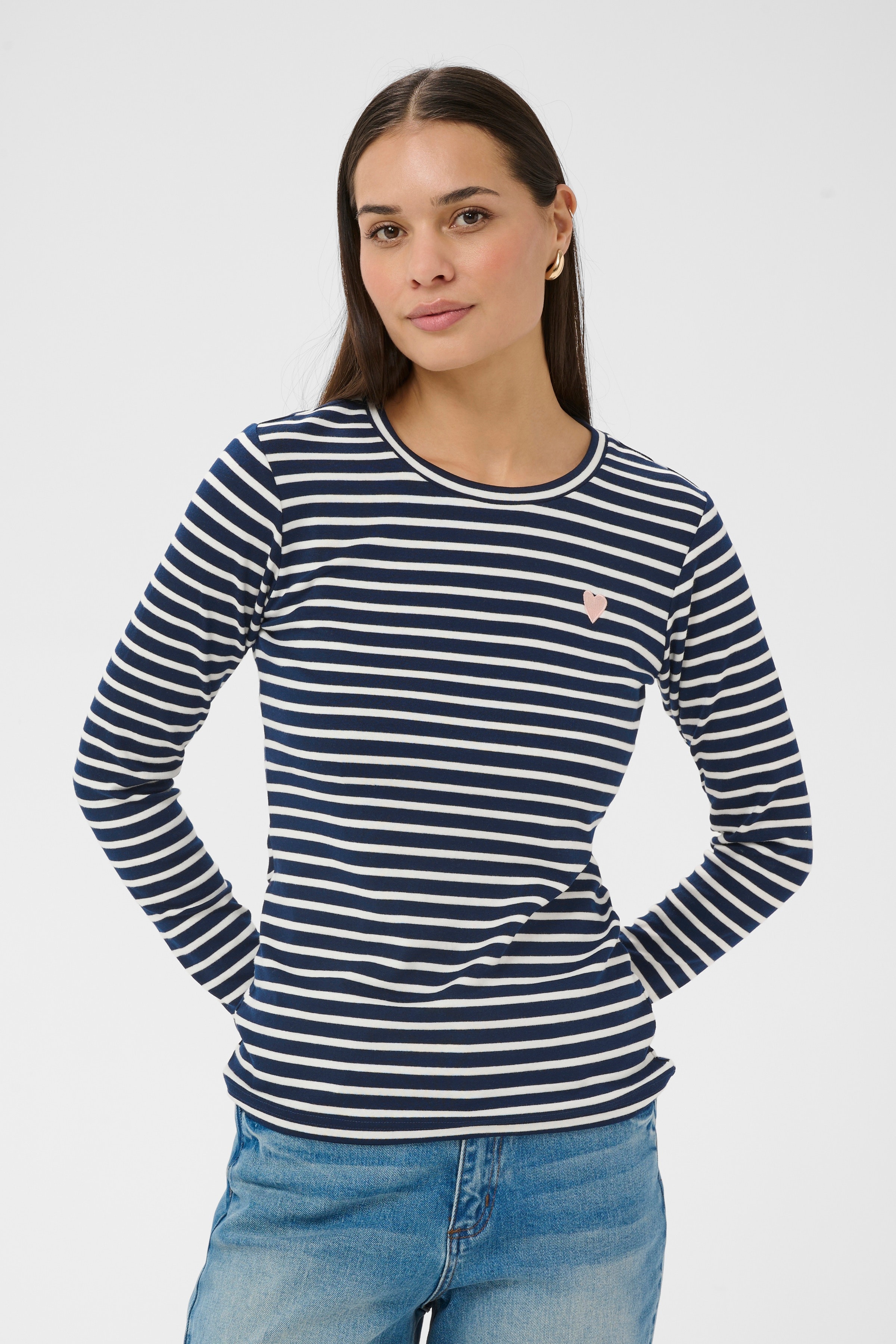 Langarm T-Shirt LOOKBOOK FRONT 10502821-52737