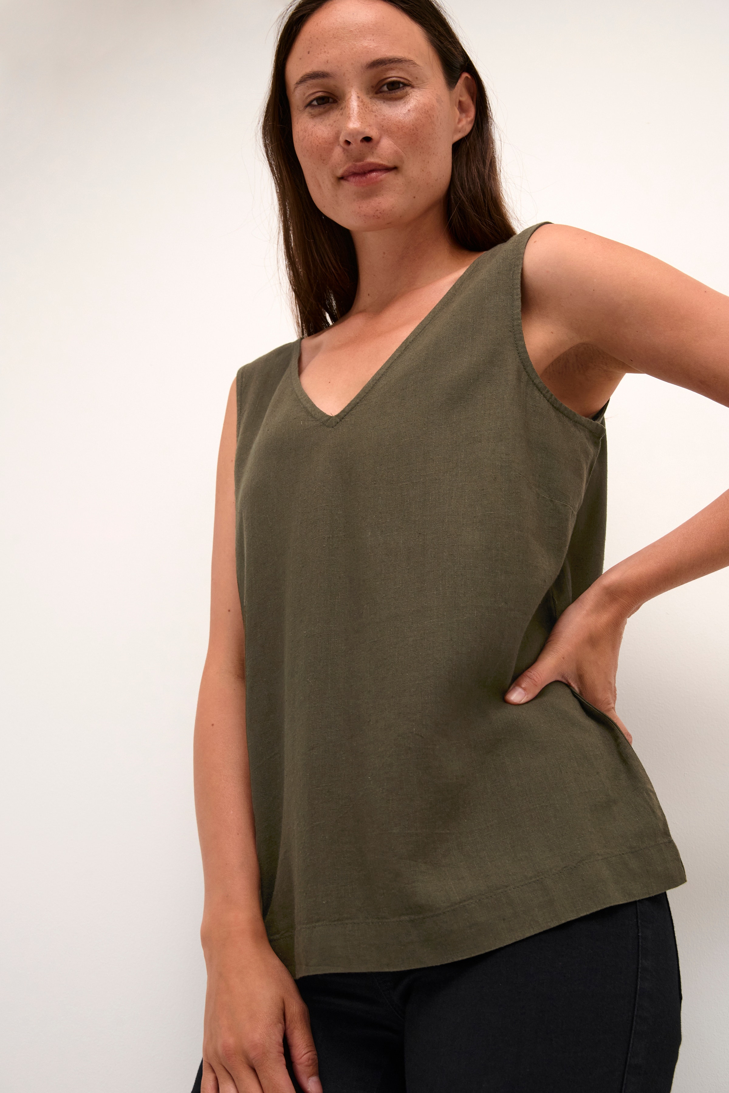 KAmilia Lin Top LOOKBOOK DETAIL 10508426-190414