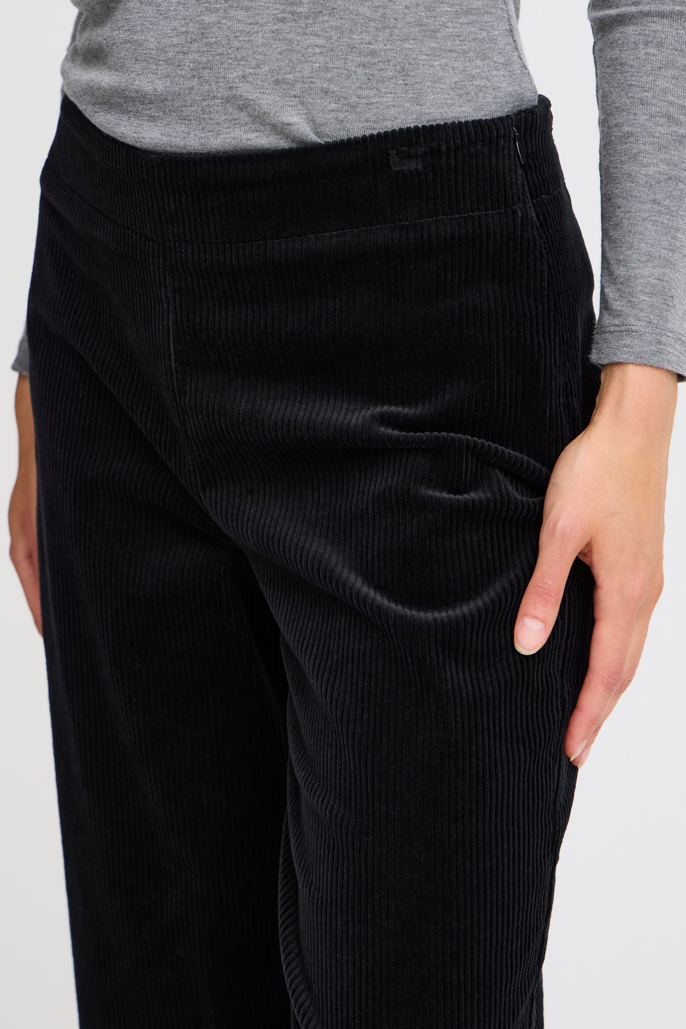 FRMITTY Trousers LOOKBOOK DETAIL 20614780-200113