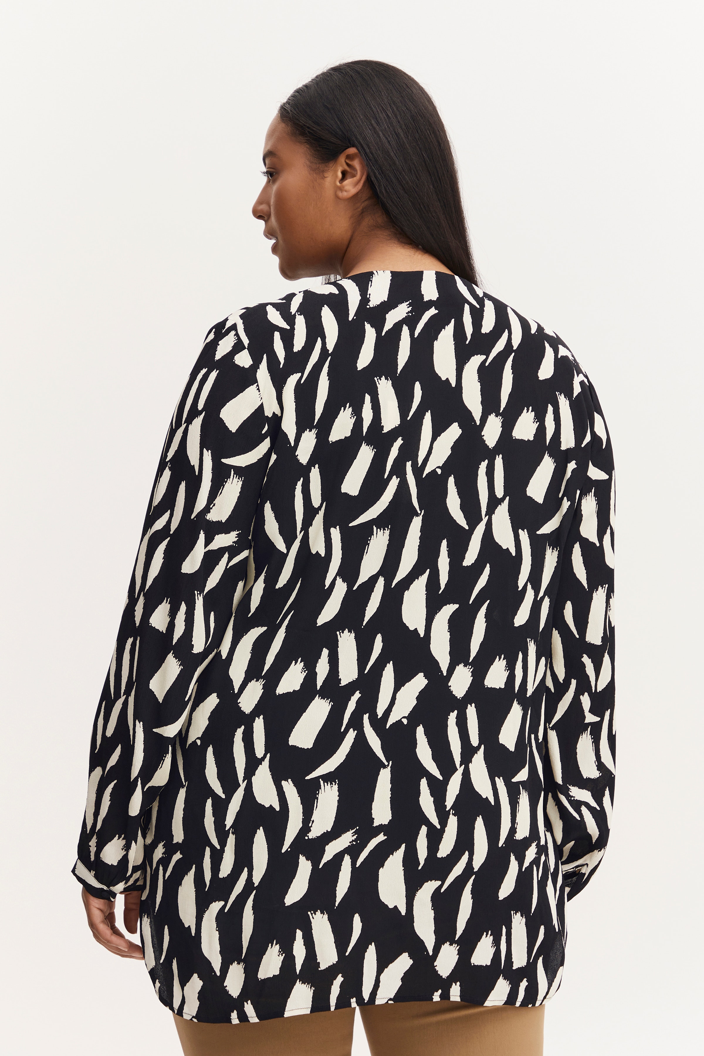 FPGETO Bluse LOOKBOOK BACK 20611408-200115