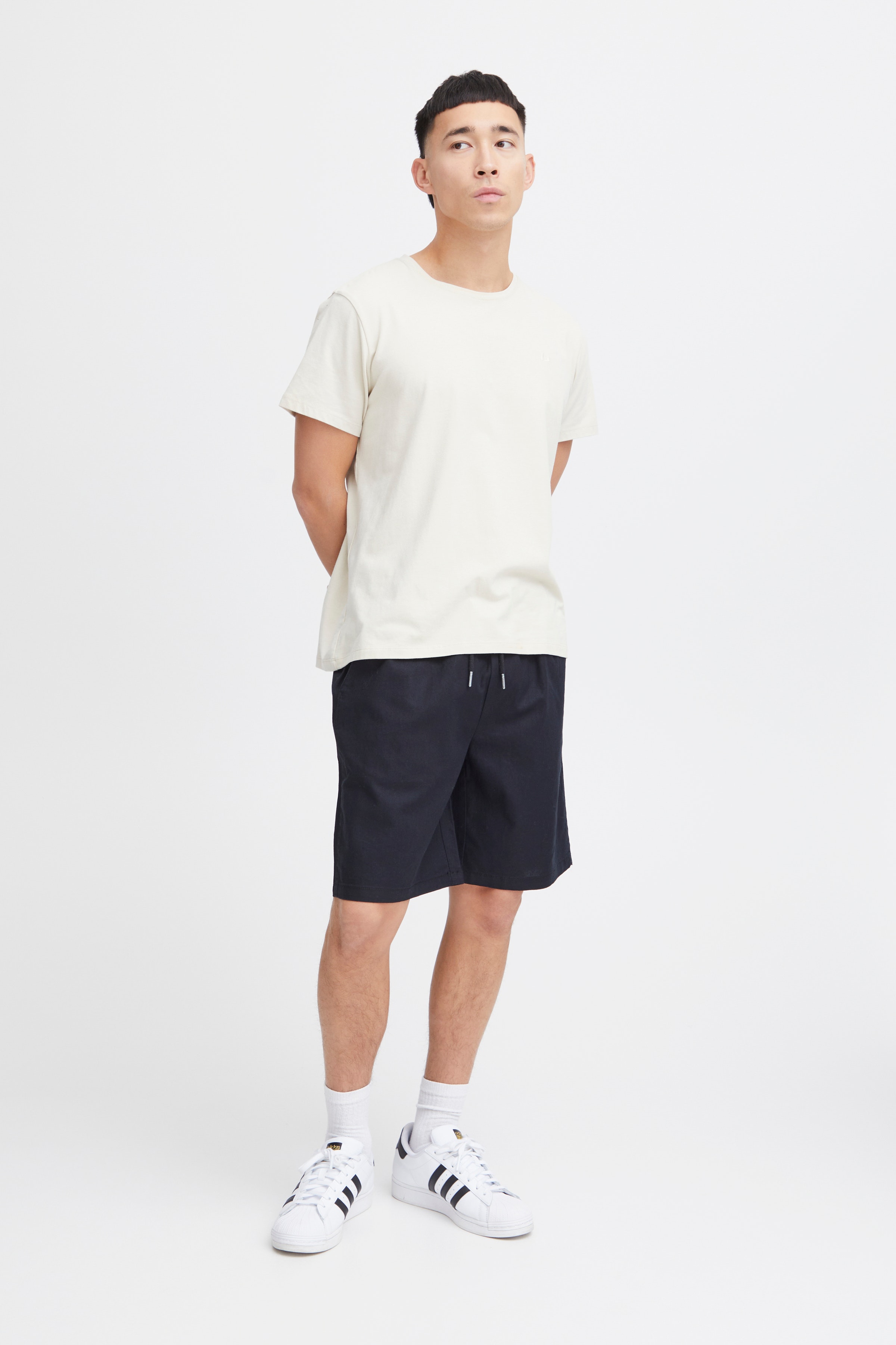 Shorts casual LOOKBOOK FRONT 20716628-194007